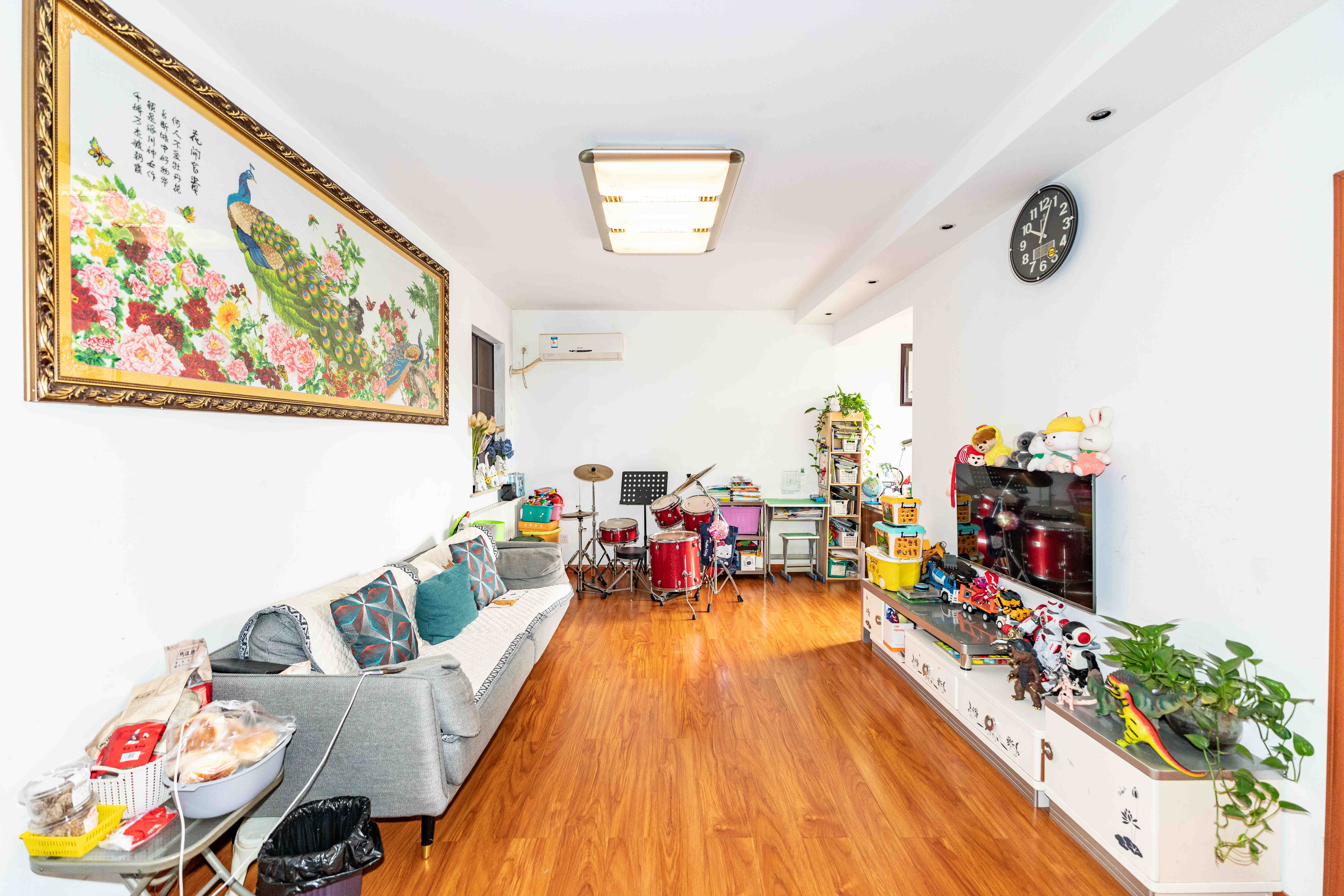 怡海星城  2室2厅1卫    55.0万客厅