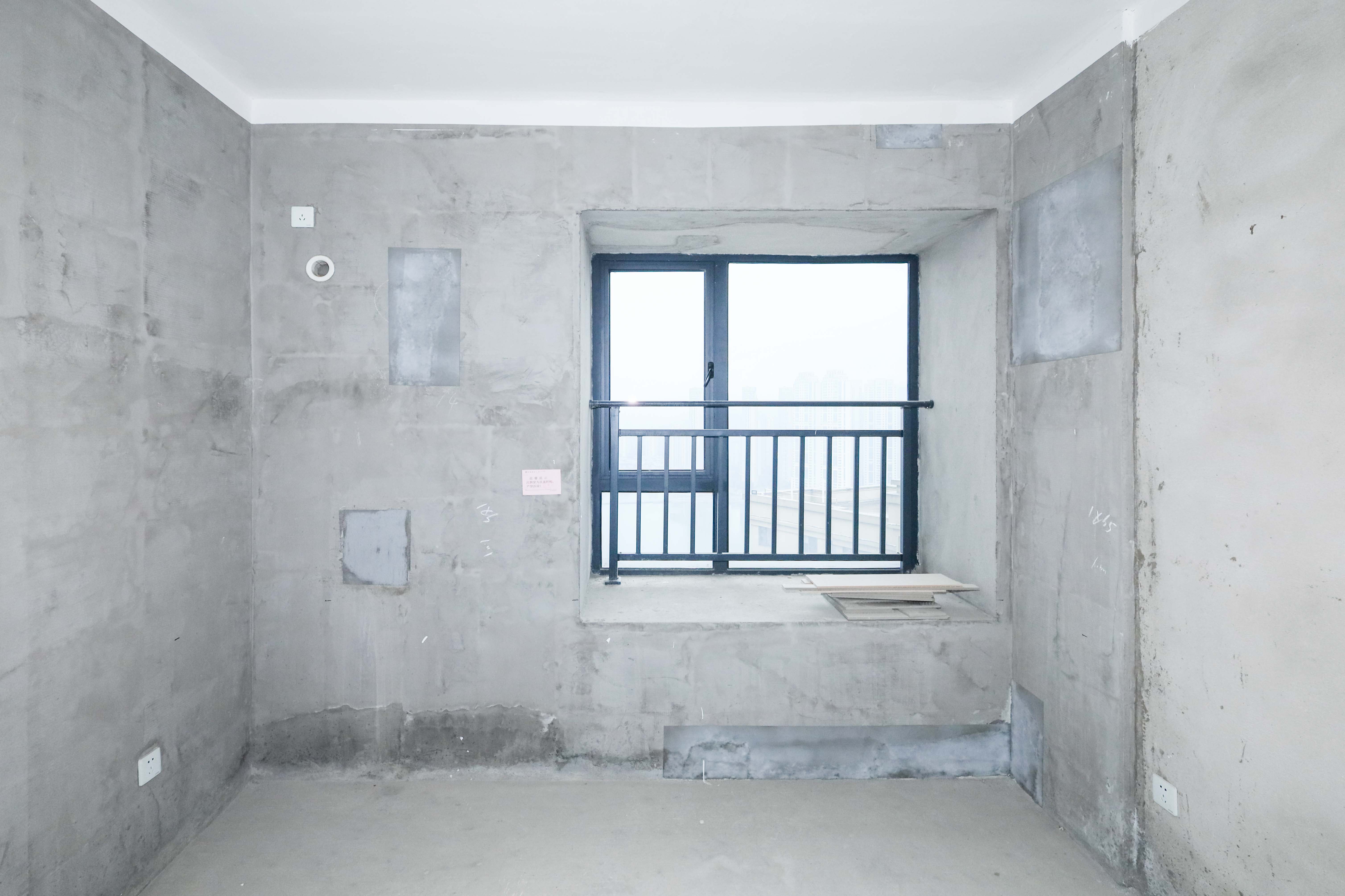 中建梅溪湖中心  4室2厅2卫    250.0万卧室