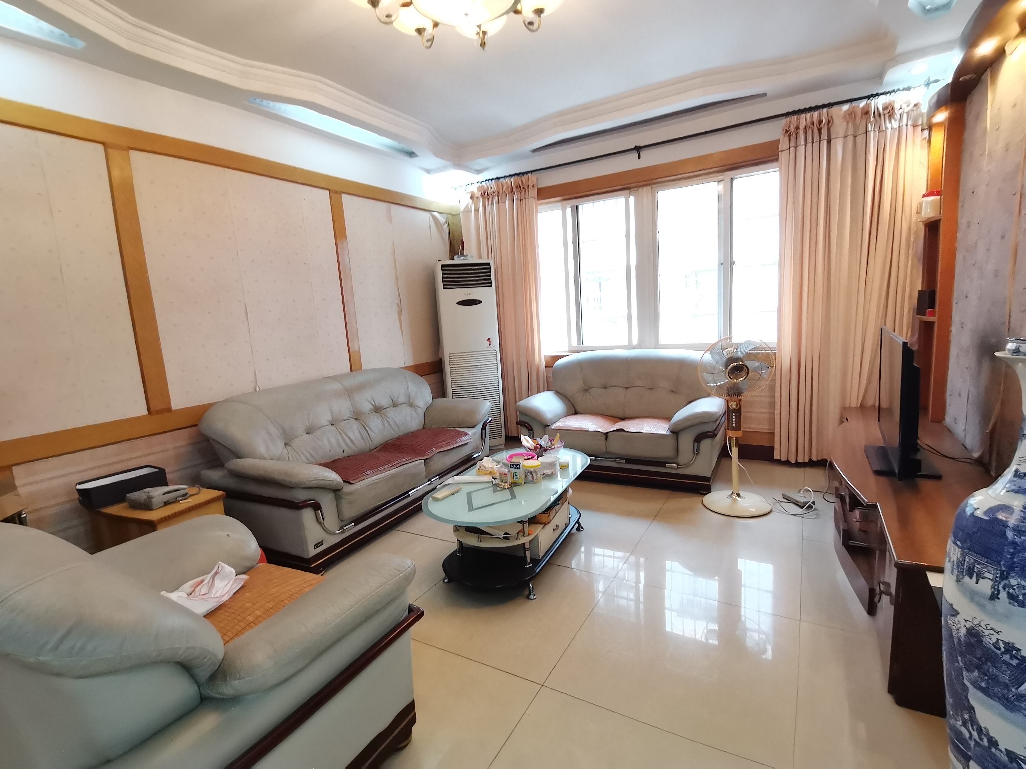 响石花园 3室2厅2卫 60.0万 响石花园 3室2厅2卫 60.0万室内图