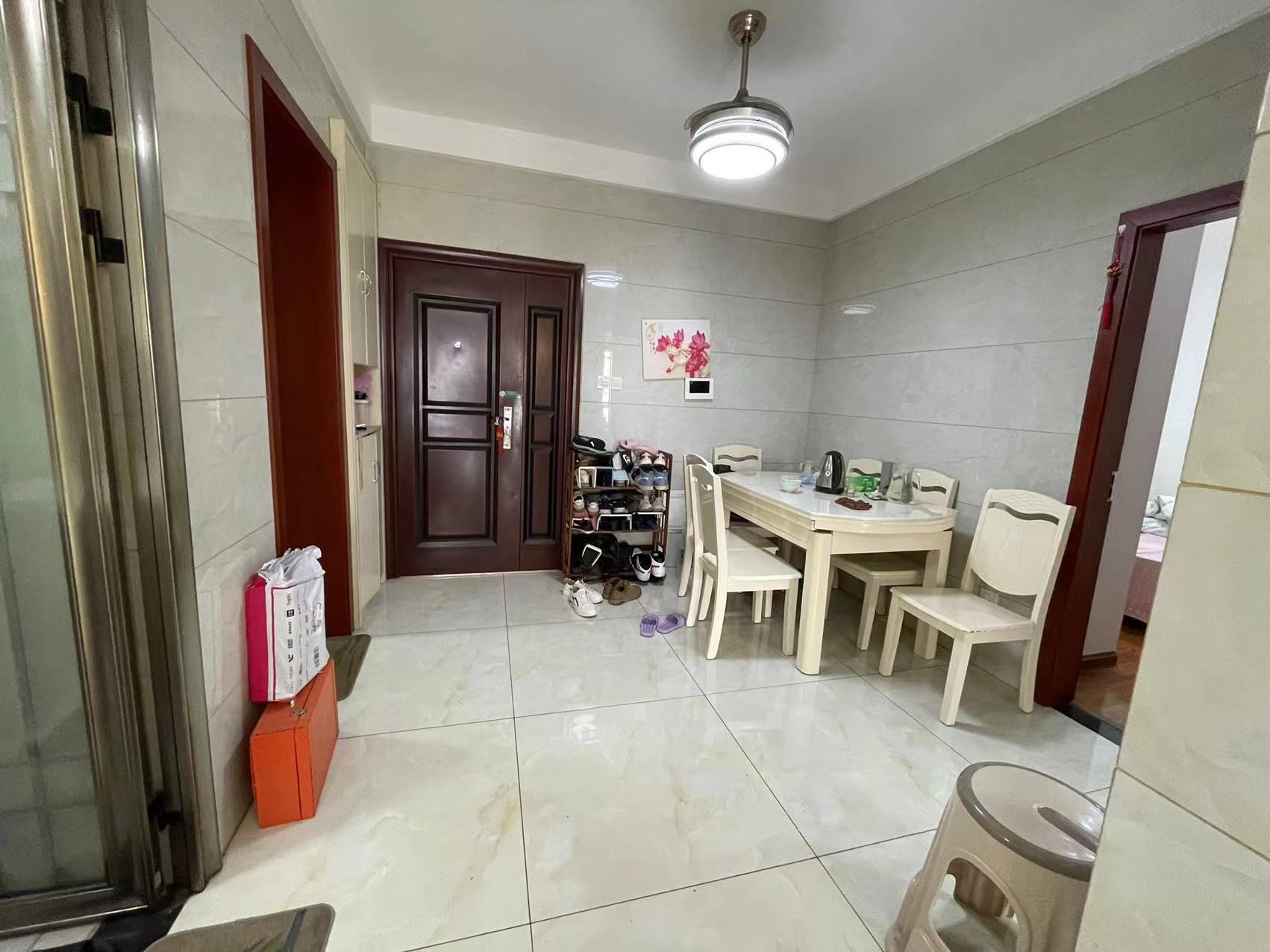 提香蓝岸 3室2厅1卫 55.0万 提香蓝岸 3室2厅1卫 55.0万室内图