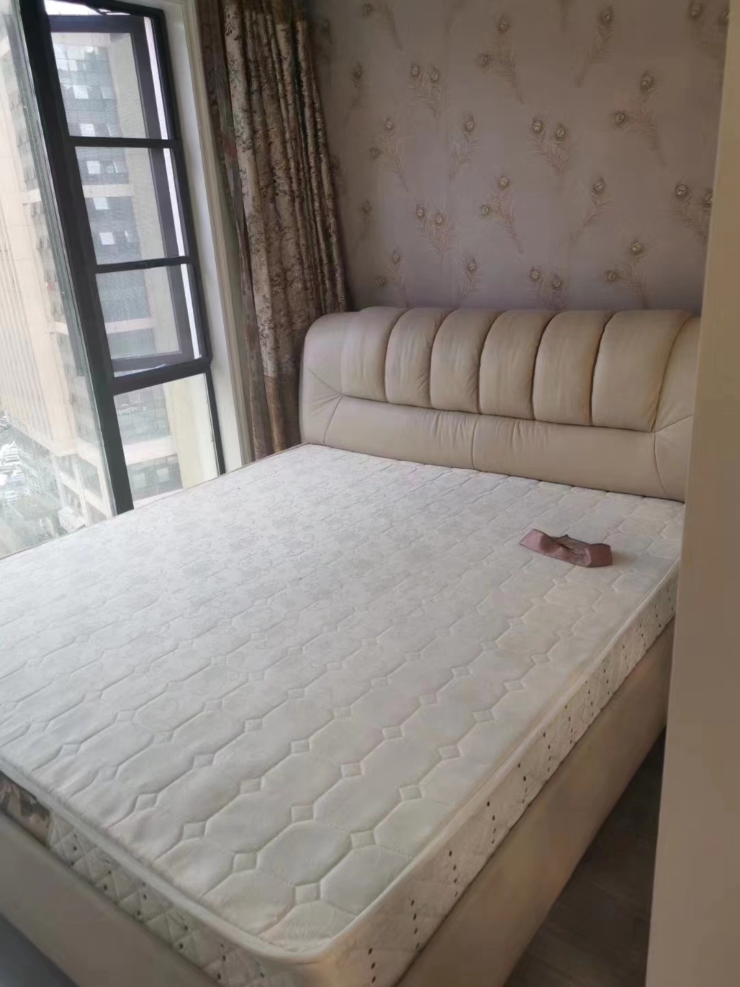 美的林城时代  2室1厅1卫   2500.00元/月室内图