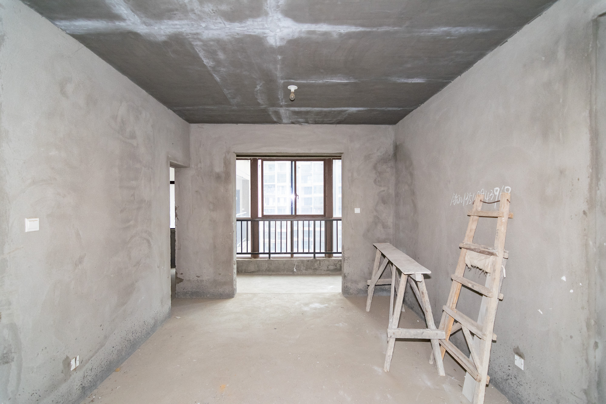 星月绿洲 4室2厅2卫 156.00万 星月绿洲 4室2厅2卫 156.00万客厅