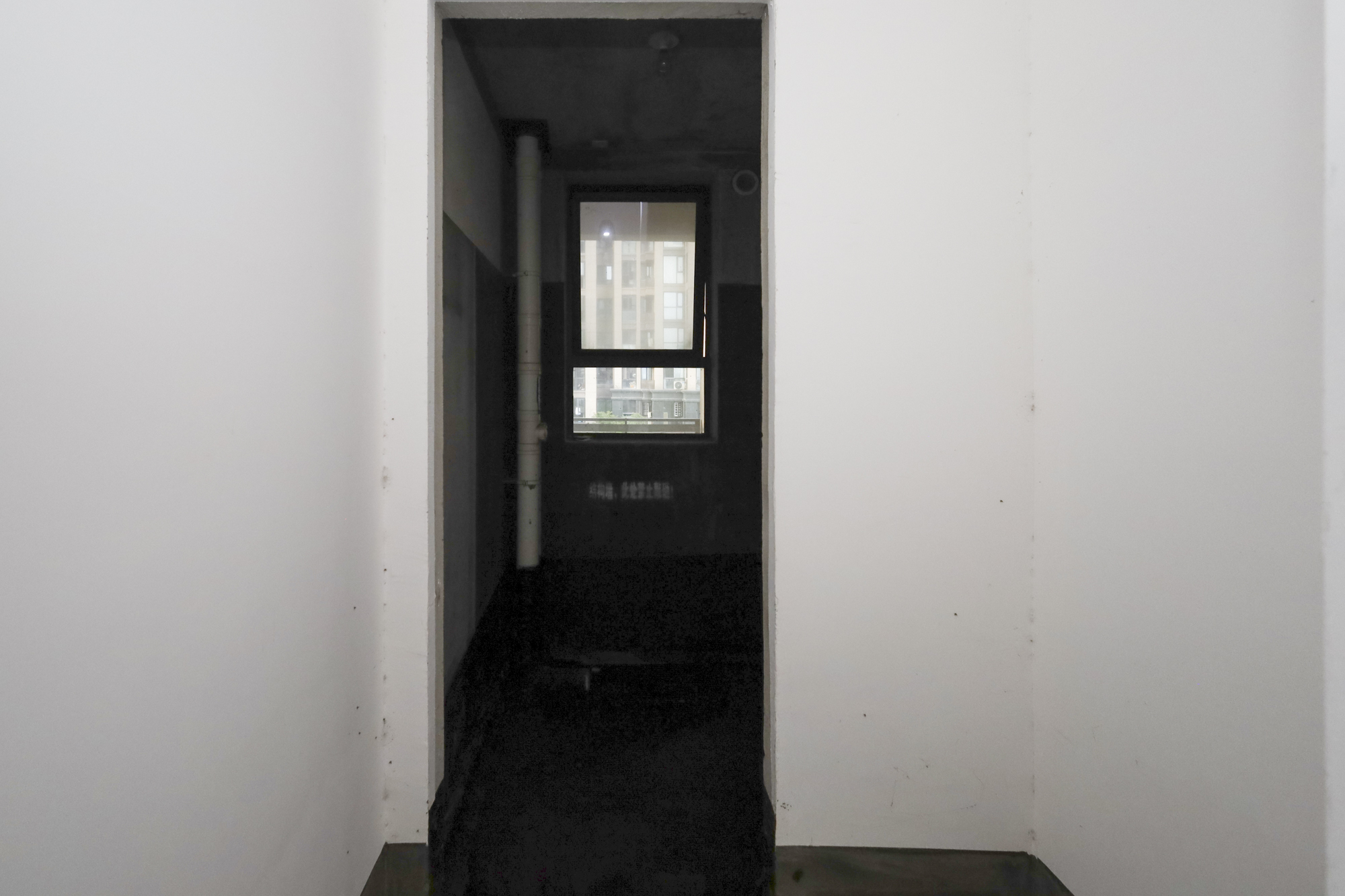 世茂外滩里(世茂铂翠湾三期)  4室2厅2卫    502.0万 世茂外滩里(世茂铂翠湾三期)  4室2厅2卫    502.0万卫生间