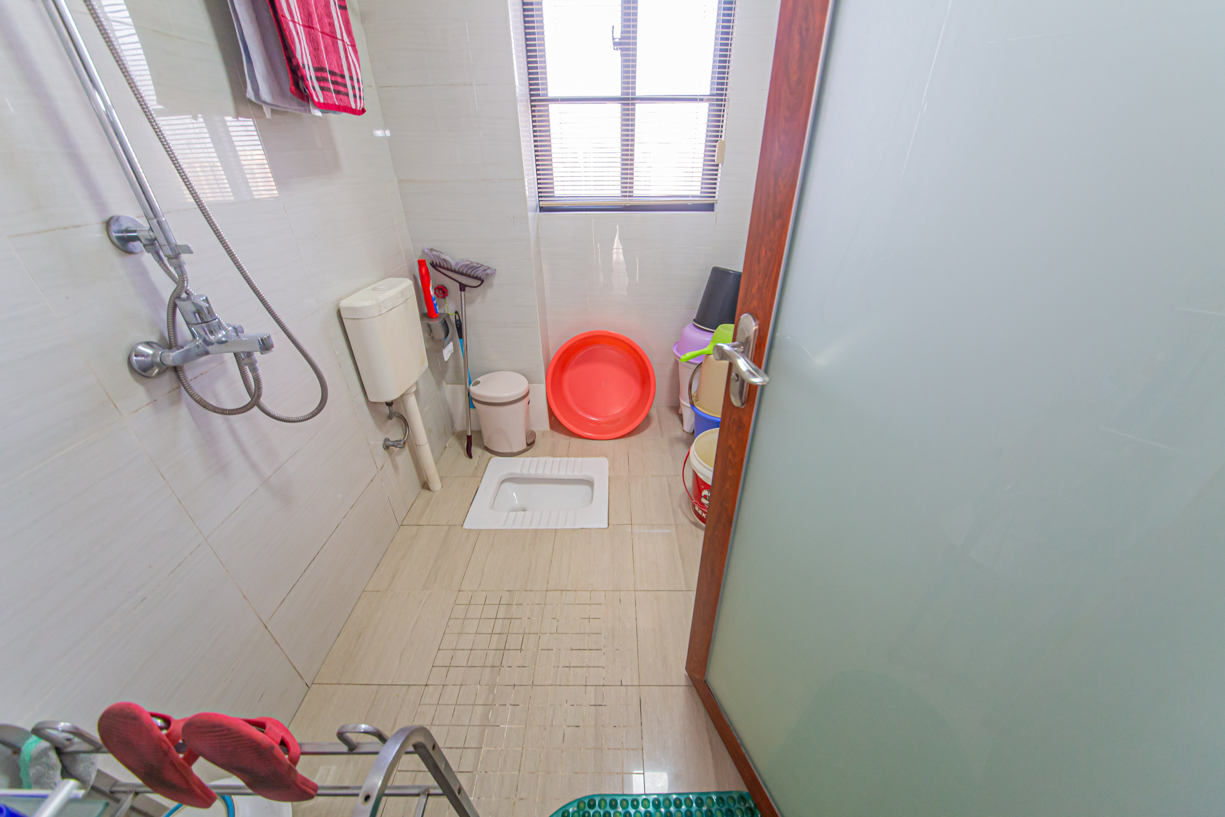 鑫远御文台一期  4室2厅2卫    165.0万卫生间