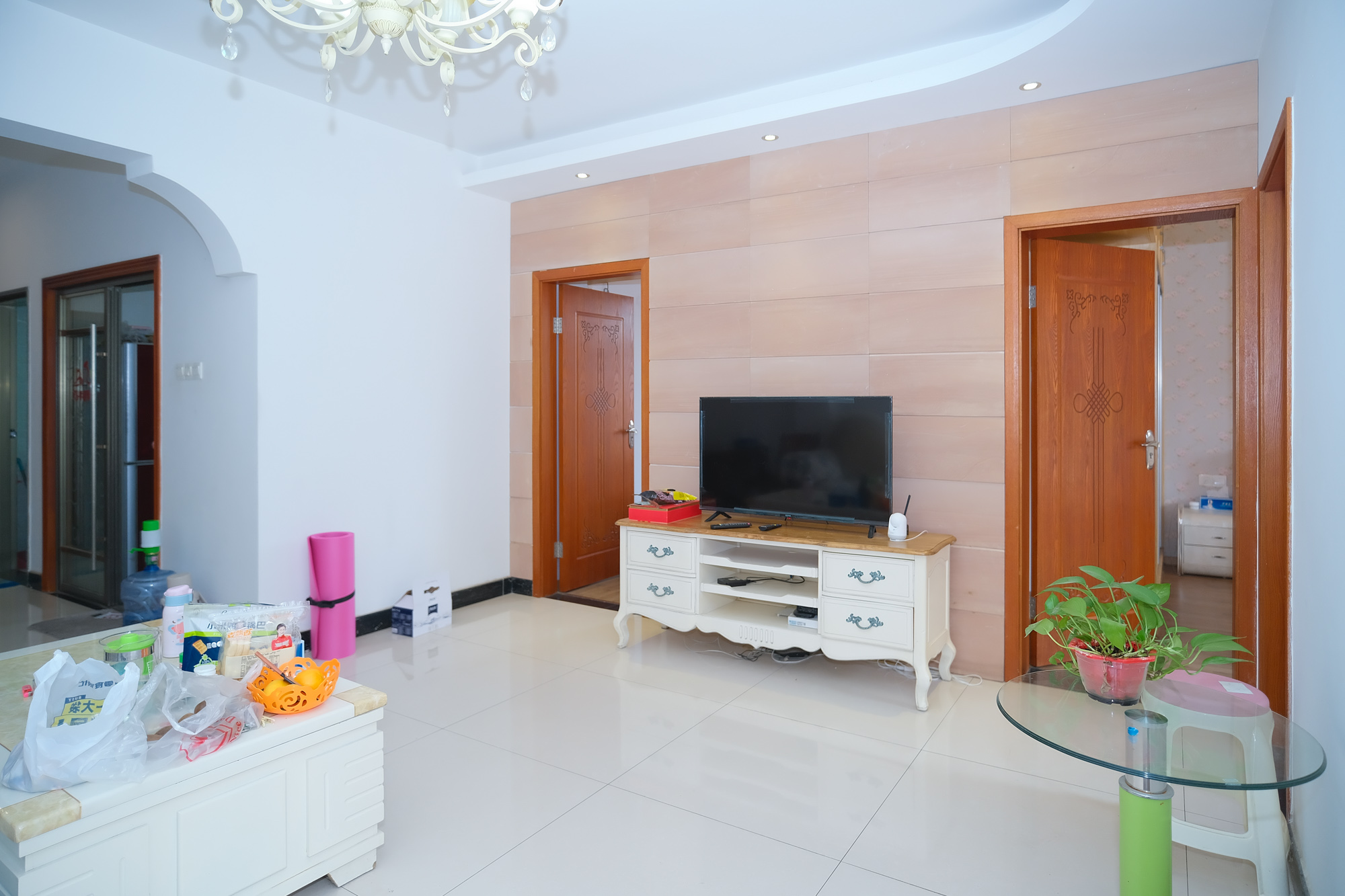 山水湾  3室2厅1卫    58.0万 山水湾  3室2厅1卫    58.0万客厅