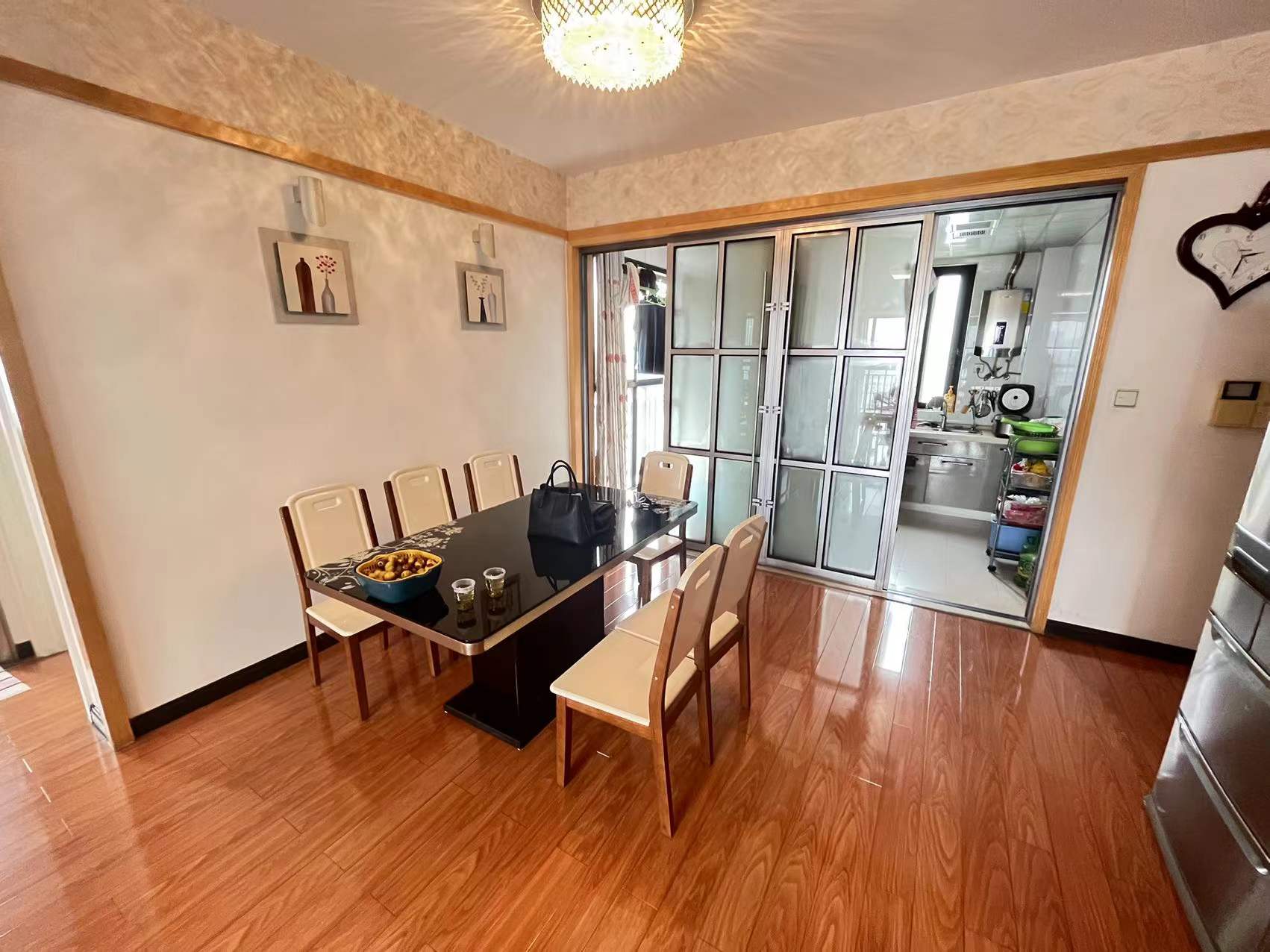 嘉盛华府 3室2厅2卫 65.00万 嘉盛华府 3室2厅2卫 65.00万室内图