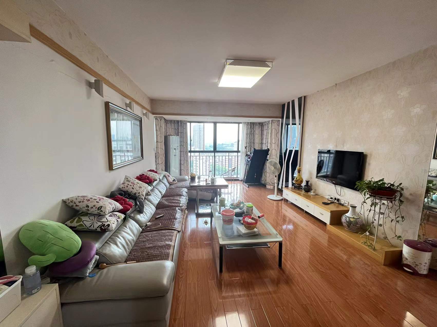 嘉盛华府 3室2厅2卫 65.00万 嘉盛华府 3室2厅2卫 65.00万室内图