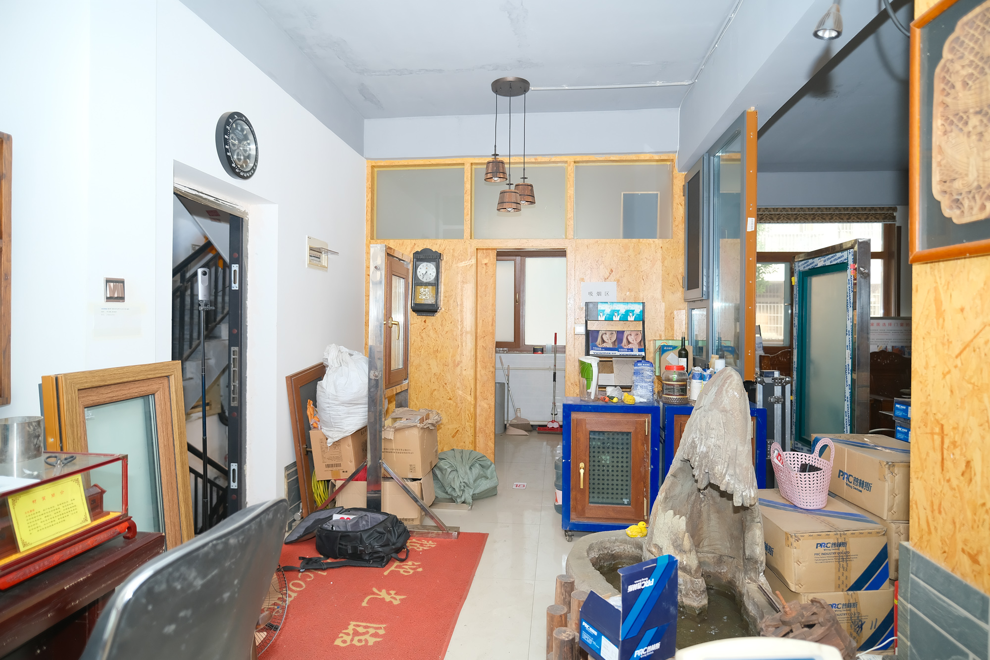 金鹰机电大市场 2室2厅1卫 28.80万 金鹰机电大市场 2室2厅1卫 28.80万客厅