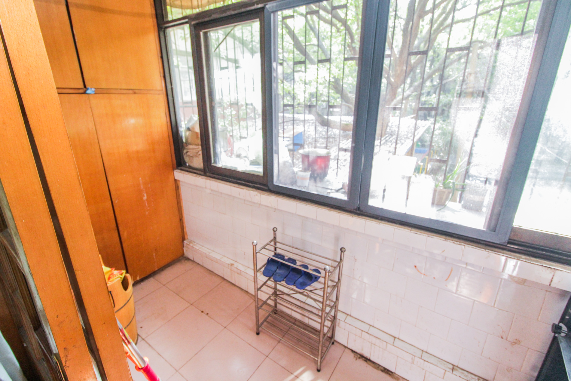 轻工设计院  3室2厅1卫    68.0万阳台