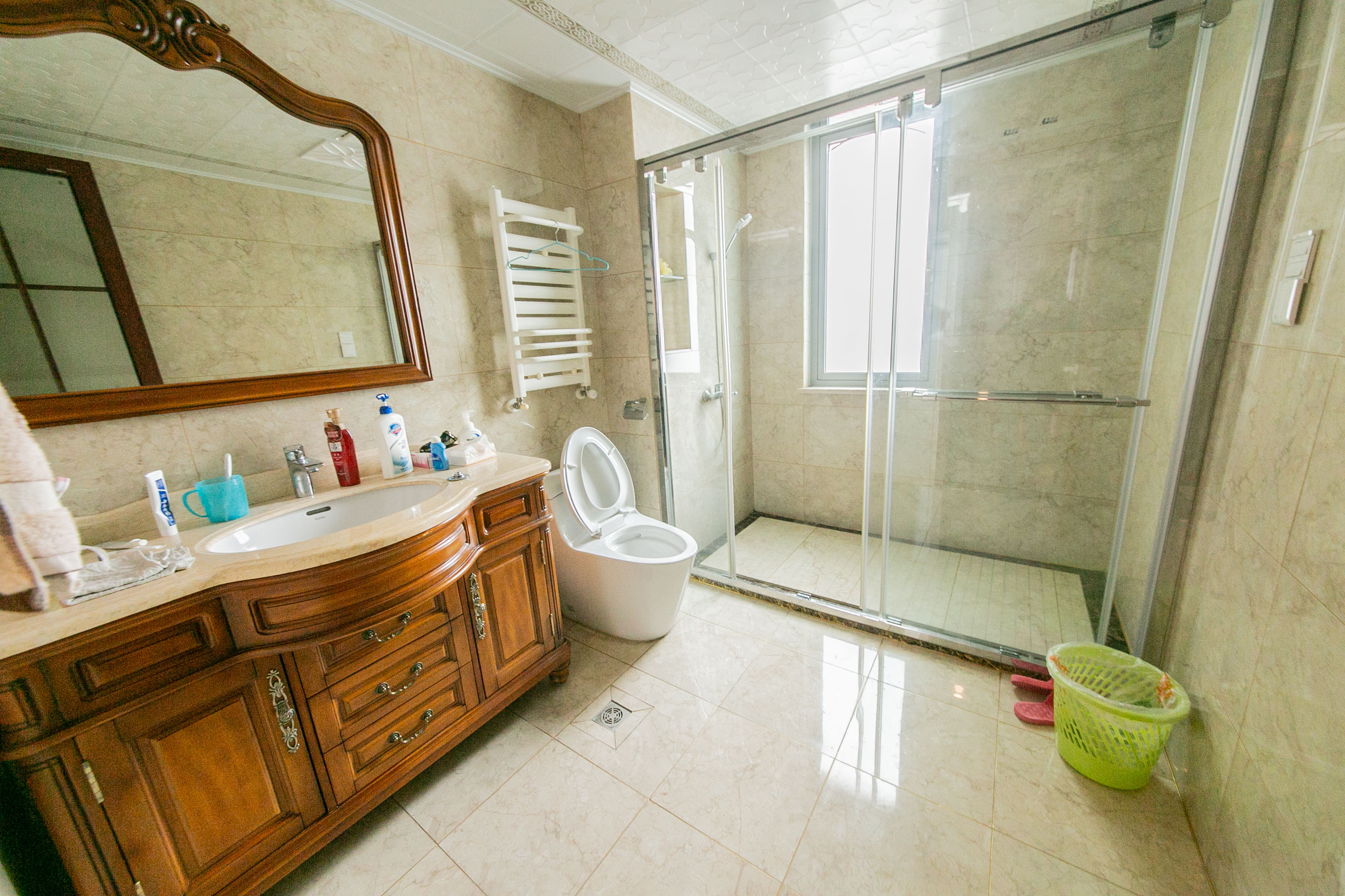 湘江壹号一二三期（创远湘江壹号）  3室2厅2卫    366.0万卫生间