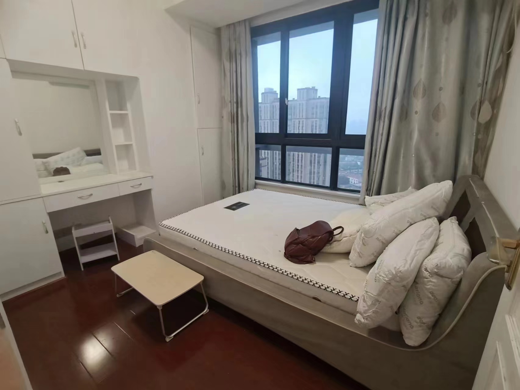 印象华都 2室1厅1卫 32.00万 印象华都 2室1厅1卫 32.00万室内图