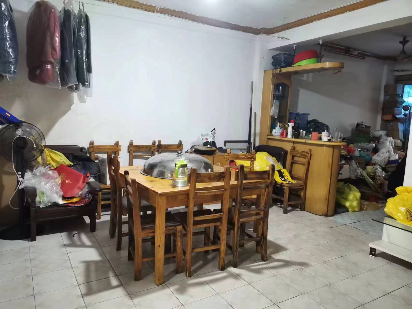 合泰大街散盘 2室2厅1卫 30.00万 合泰大街散盘 2室2厅1卫 30.00万室内图