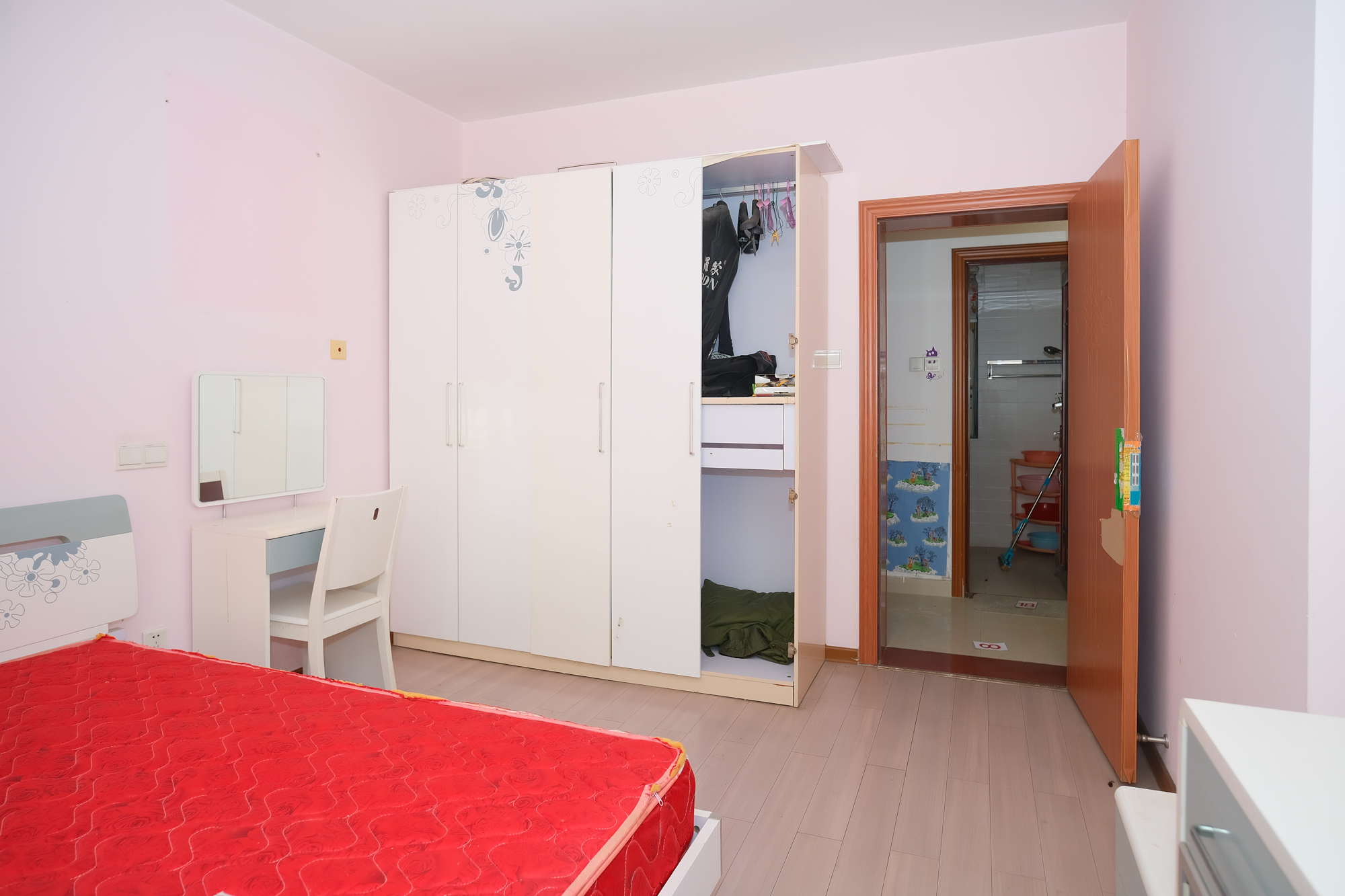 尚都花园城  2室2厅1卫    59.8万卧室