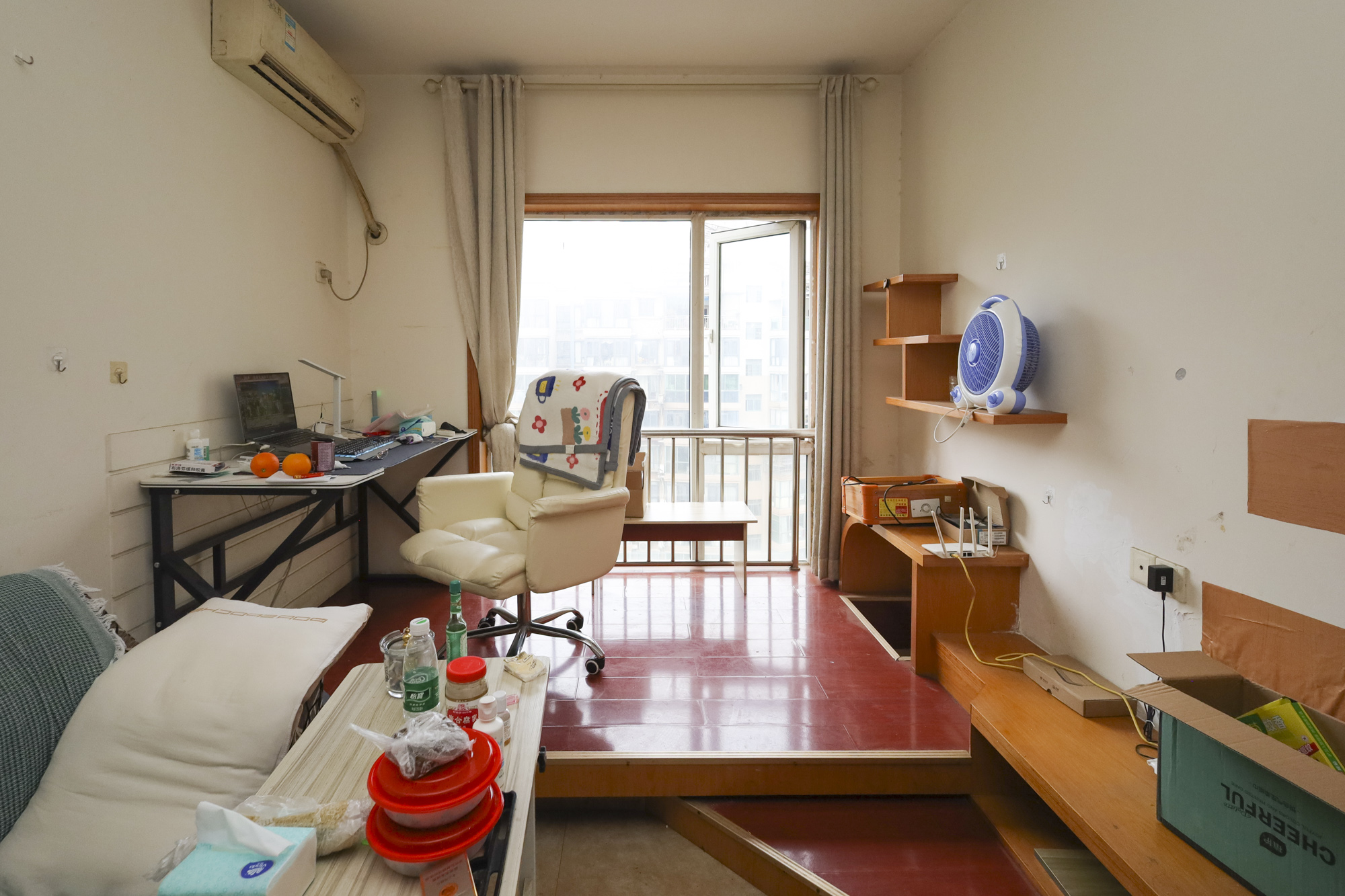 香麓丽舍  1室1厅1卫   45.00万客厅