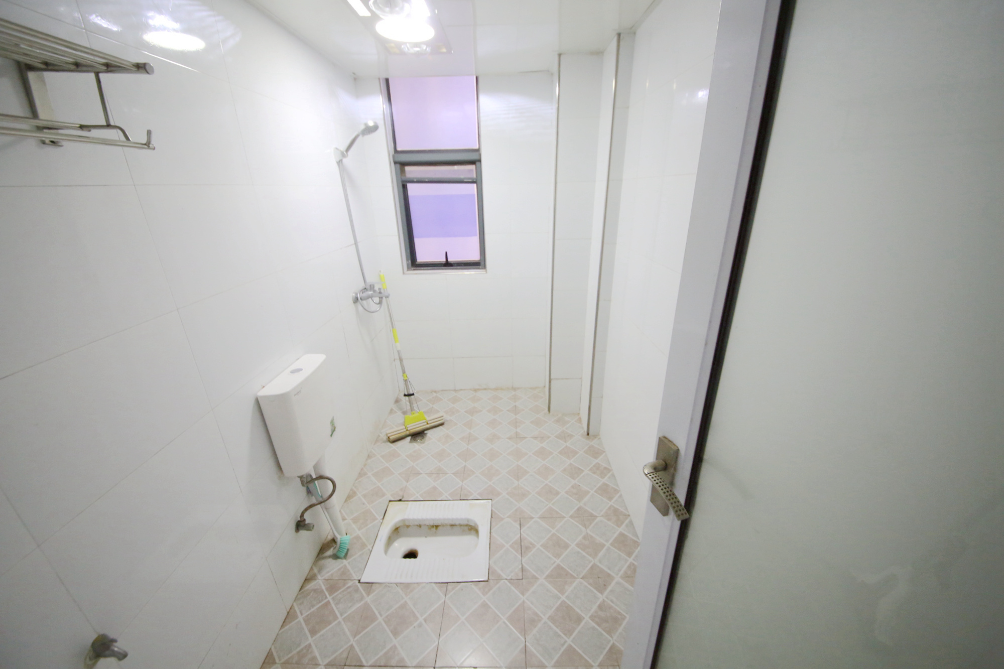 鸿基橄榄君庭  3室2厅1卫    95.0万卫生间