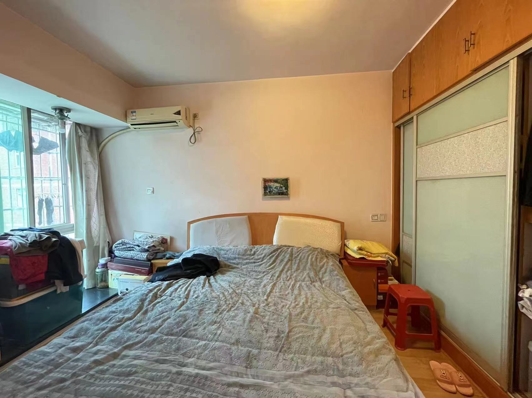 广泰家园 3室2厅2卫 39.8万 广泰家园 3室2厅2卫 39.8万卧室