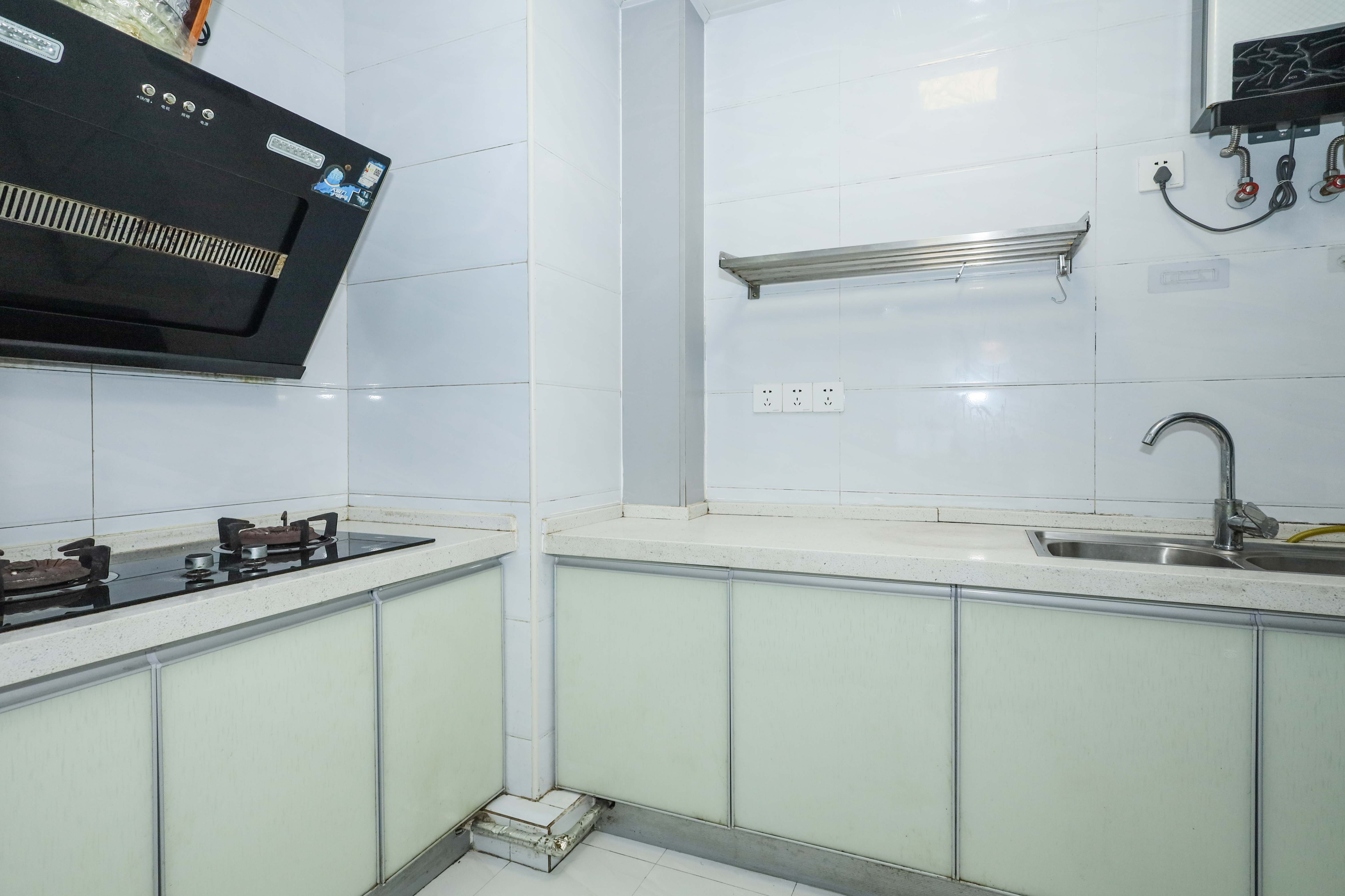 中建梅溪湖中心  3室2厅1卫    145.0万厨房