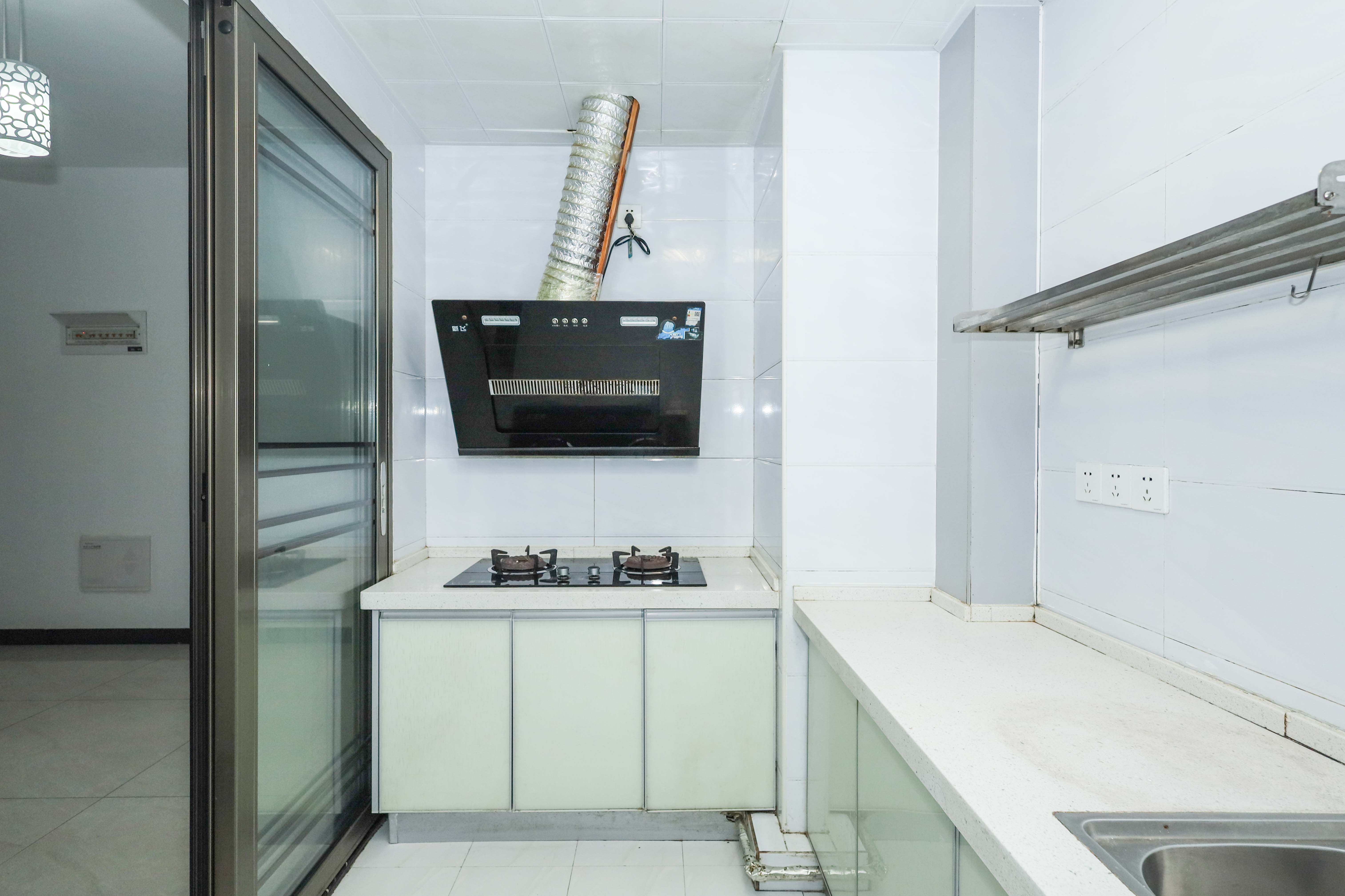 中建梅溪湖中心  3室2厅1卫    145.0万厨房