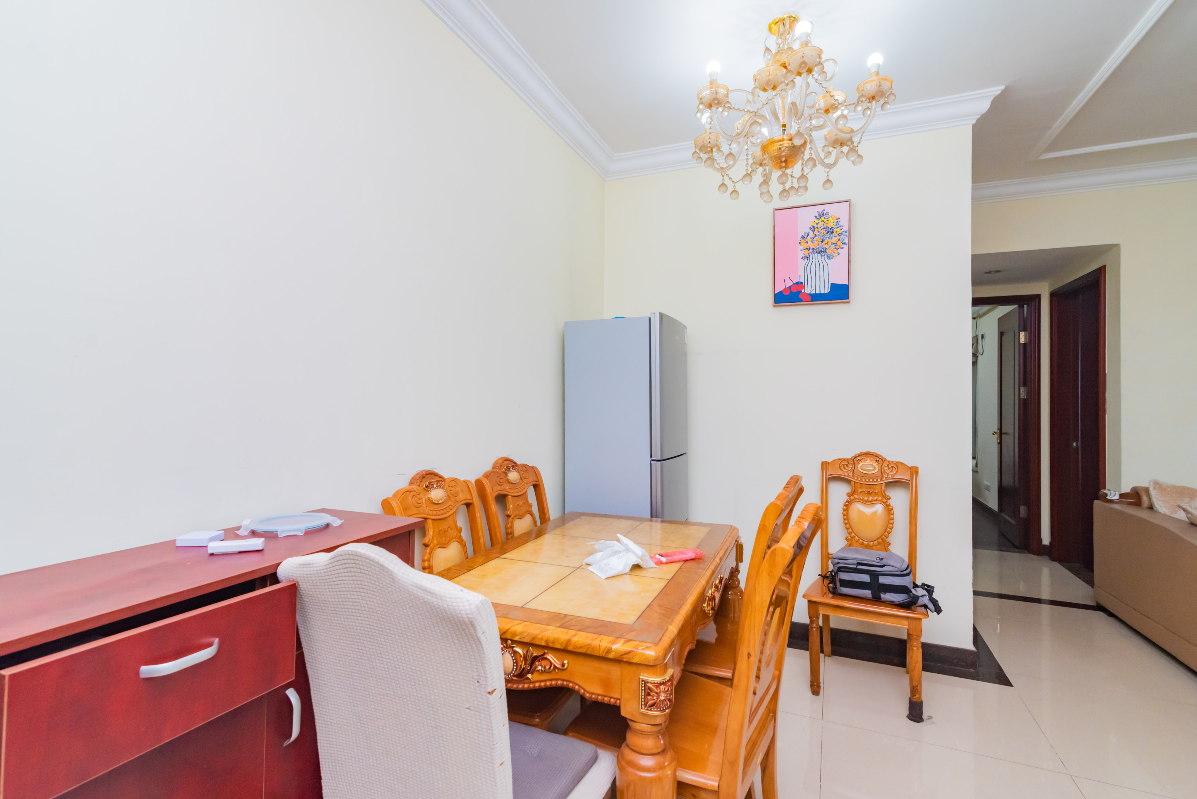 恒大雅苑  2室2厅1卫    82.0万客厅