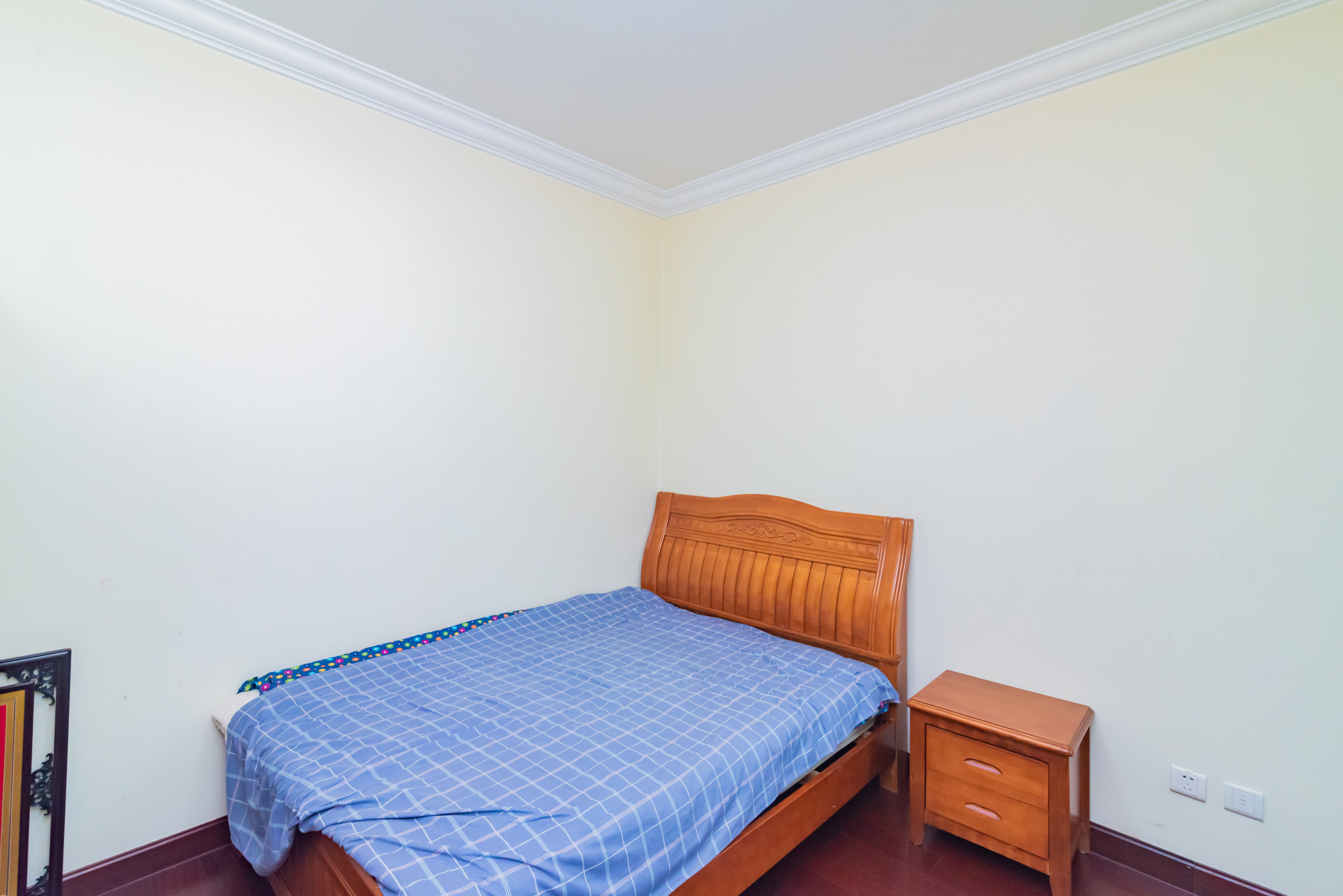 恒大雅苑  2室2厅1卫    82.0万卧室