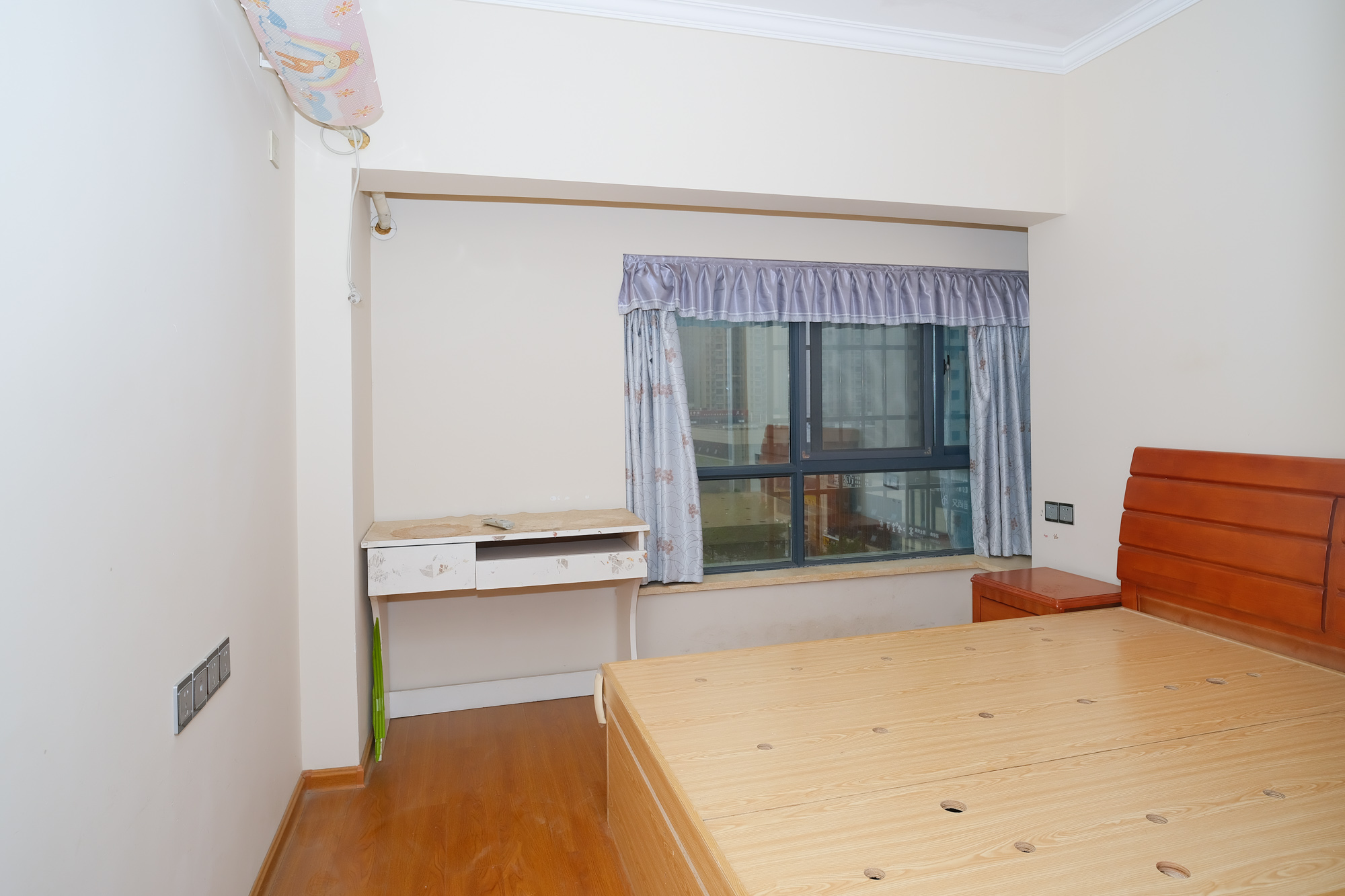 花样年华  2室2厅1卫    66.0万卧室