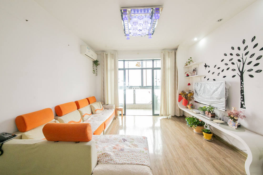 湘江世纪城赏江苑 2室1厅1卫 115.0万