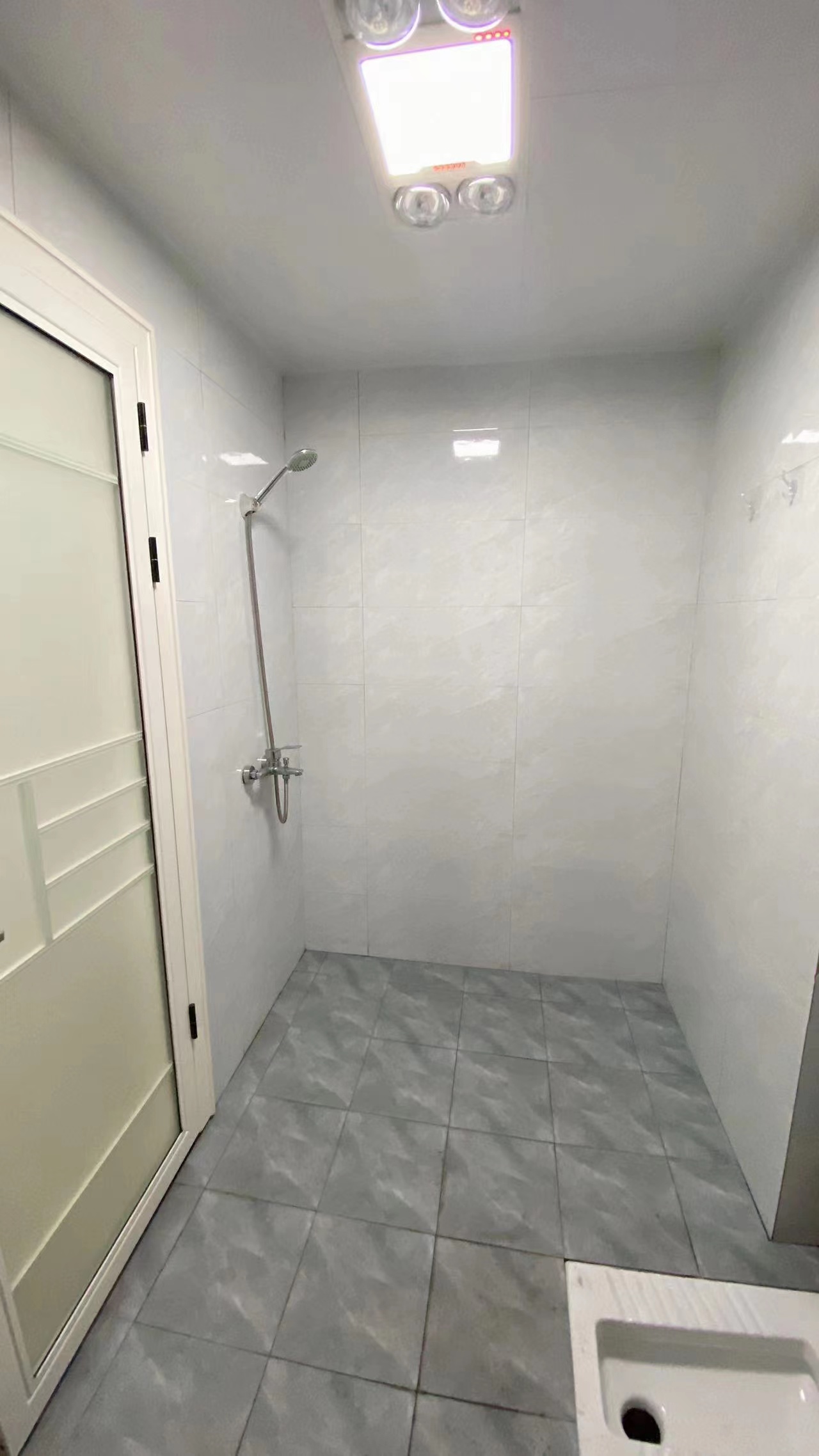 金轮时代广场 1室1厅1卫 40.00万 金轮时代广场 1室1厅1卫 40.00万室内图