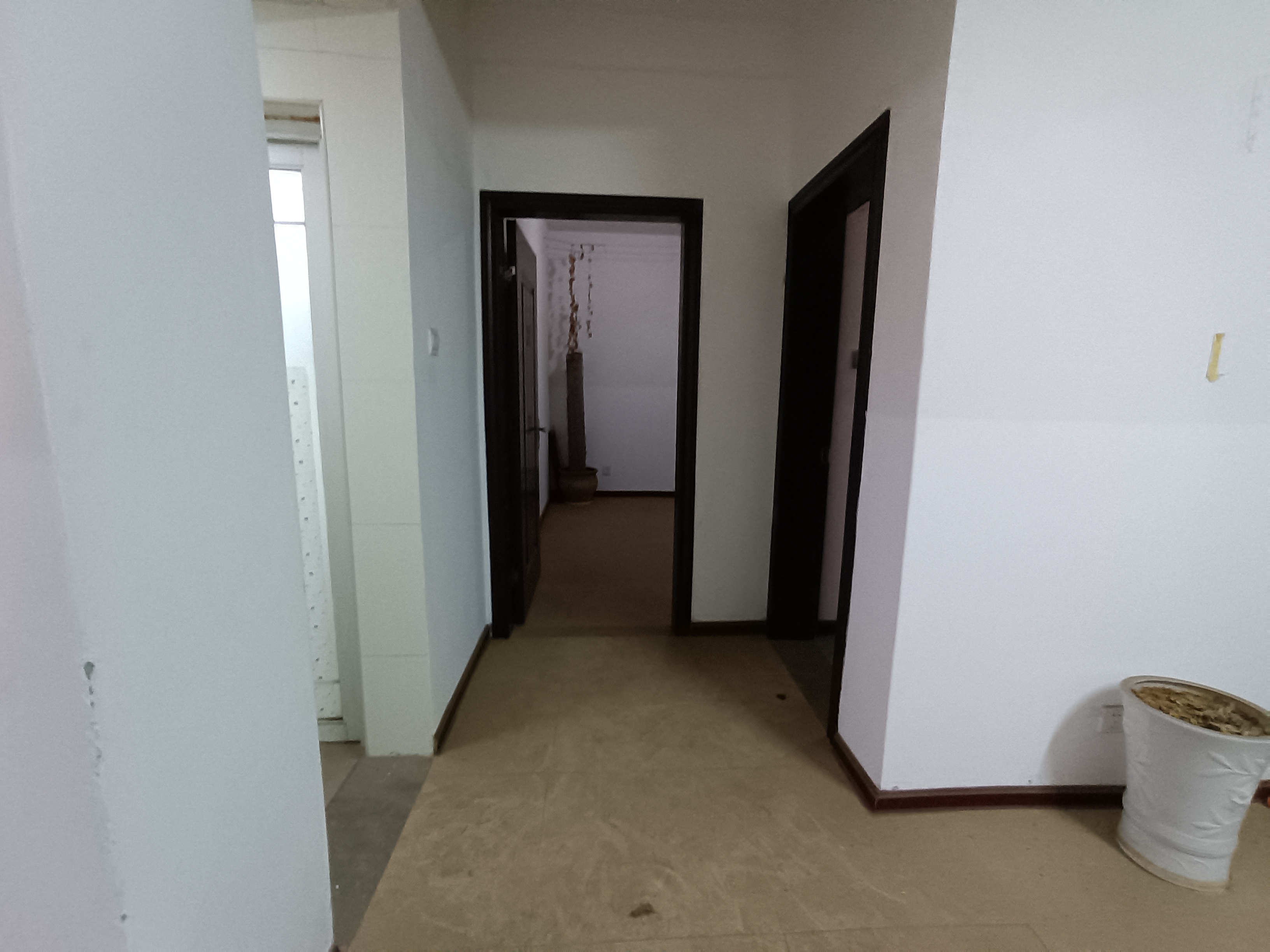 龙腾国际 2室2厅1卫 65.00万 龙腾国际 2室2厅1卫 65.00万室内图