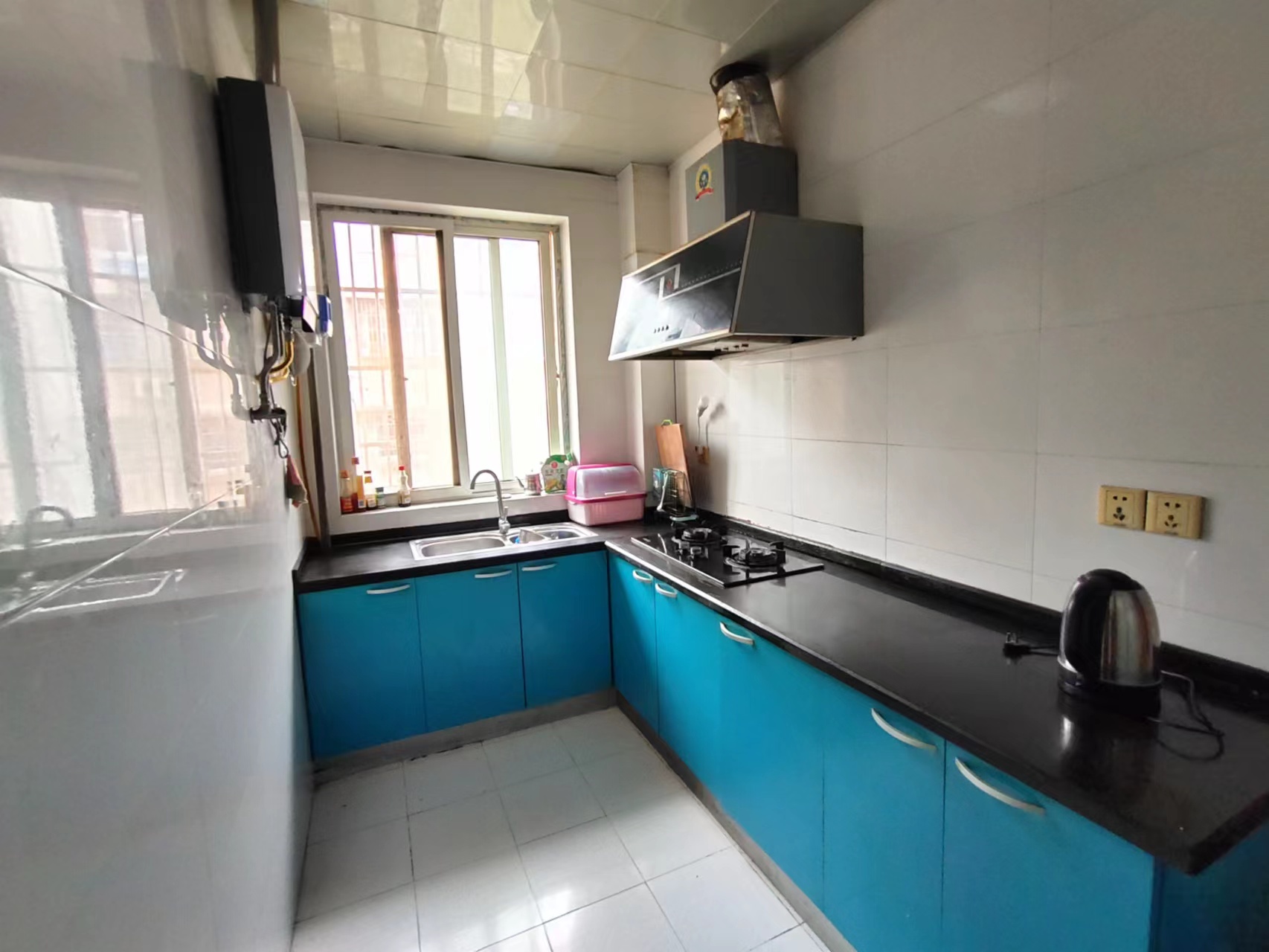 仁和小区 3室2厅1卫 39.8万 仁和小区 3室2厅1卫 39.8万室内图