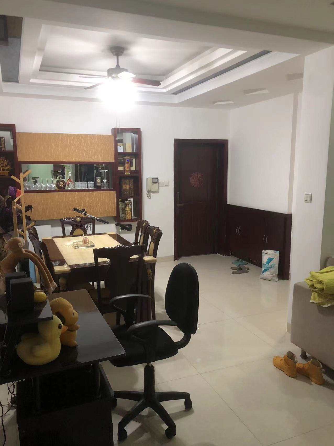 共和城  3室2厅1卫    68.0万室内图