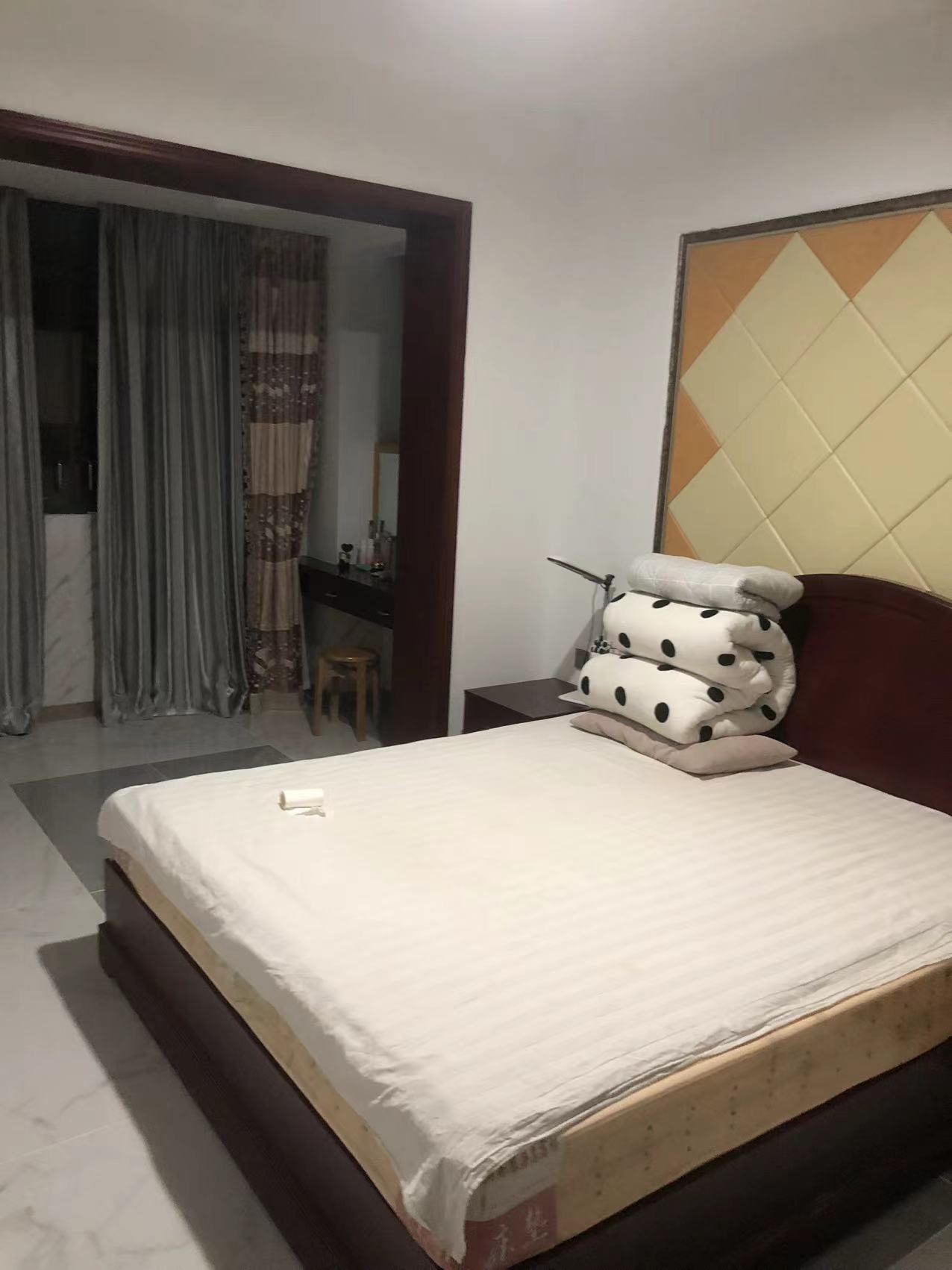 共和城 3室2厅1卫 68.0万 共和城 3室2厅1卫 68.0万室内图