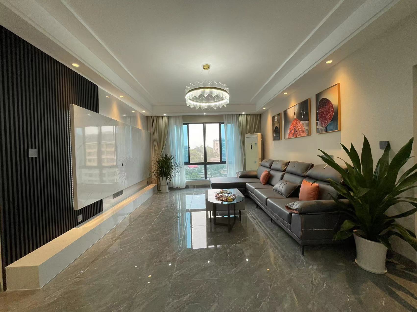 嘉天紫东苑 3室2厅2卫 73.8万 嘉天紫东苑 3室2厅2卫 73.8万室内图