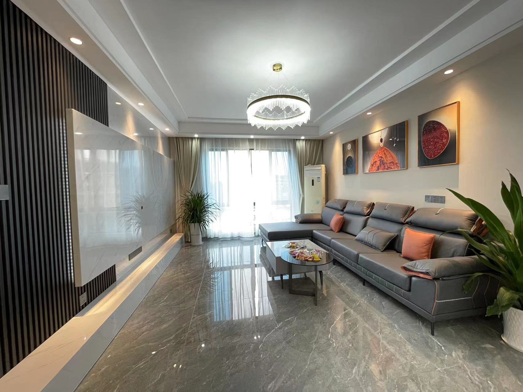 嘉天紫东苑 3室2厅2卫 73.8万 嘉天紫东苑 3室2厅2卫 73.8万室内图