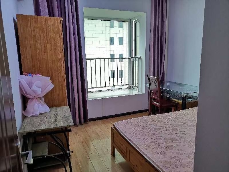 远大生态风景  3室1厅1卫   3000.00元/月室内图