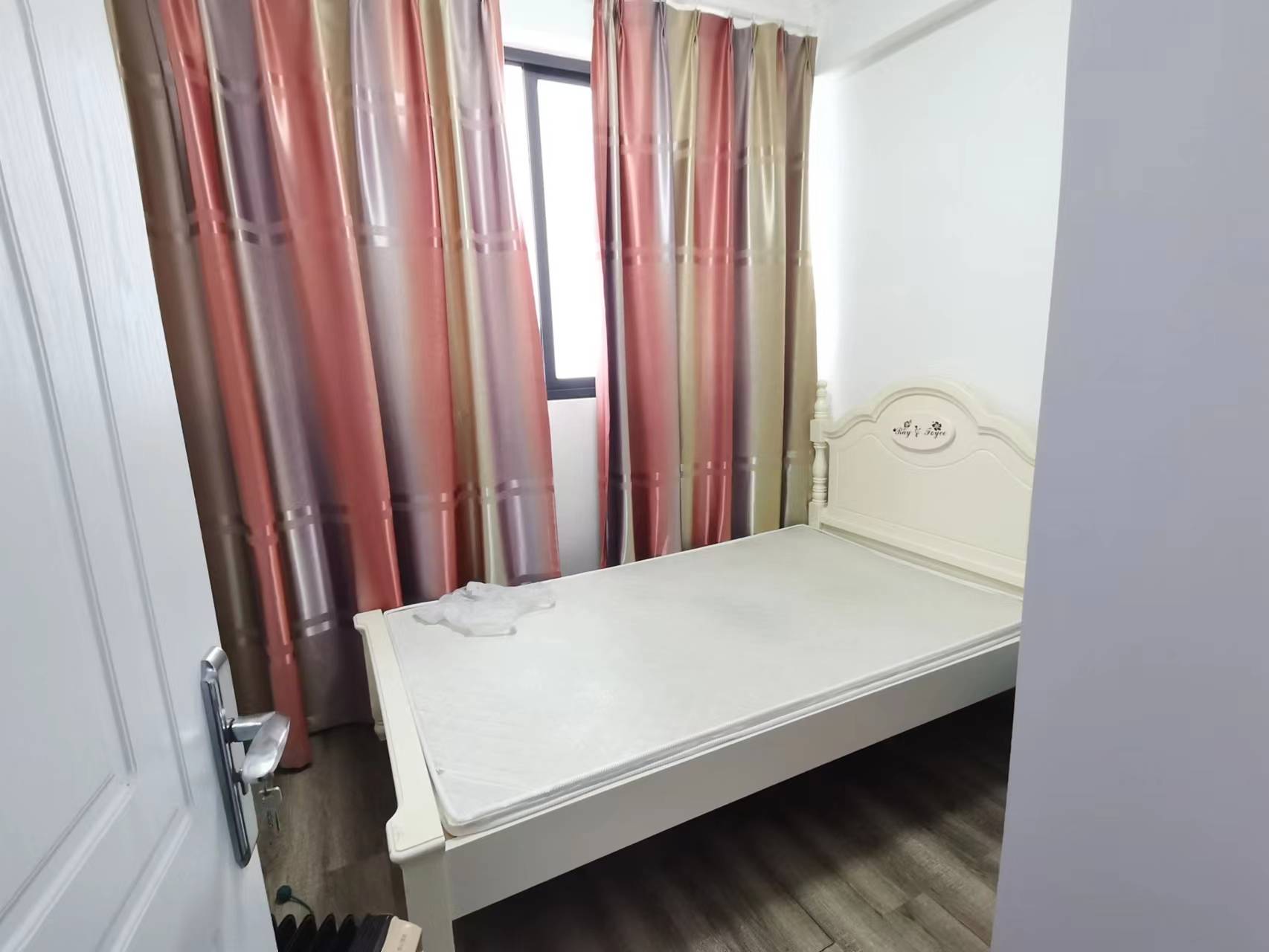 美的林城时代  0室0厅0卫   3200.00元/月室内图