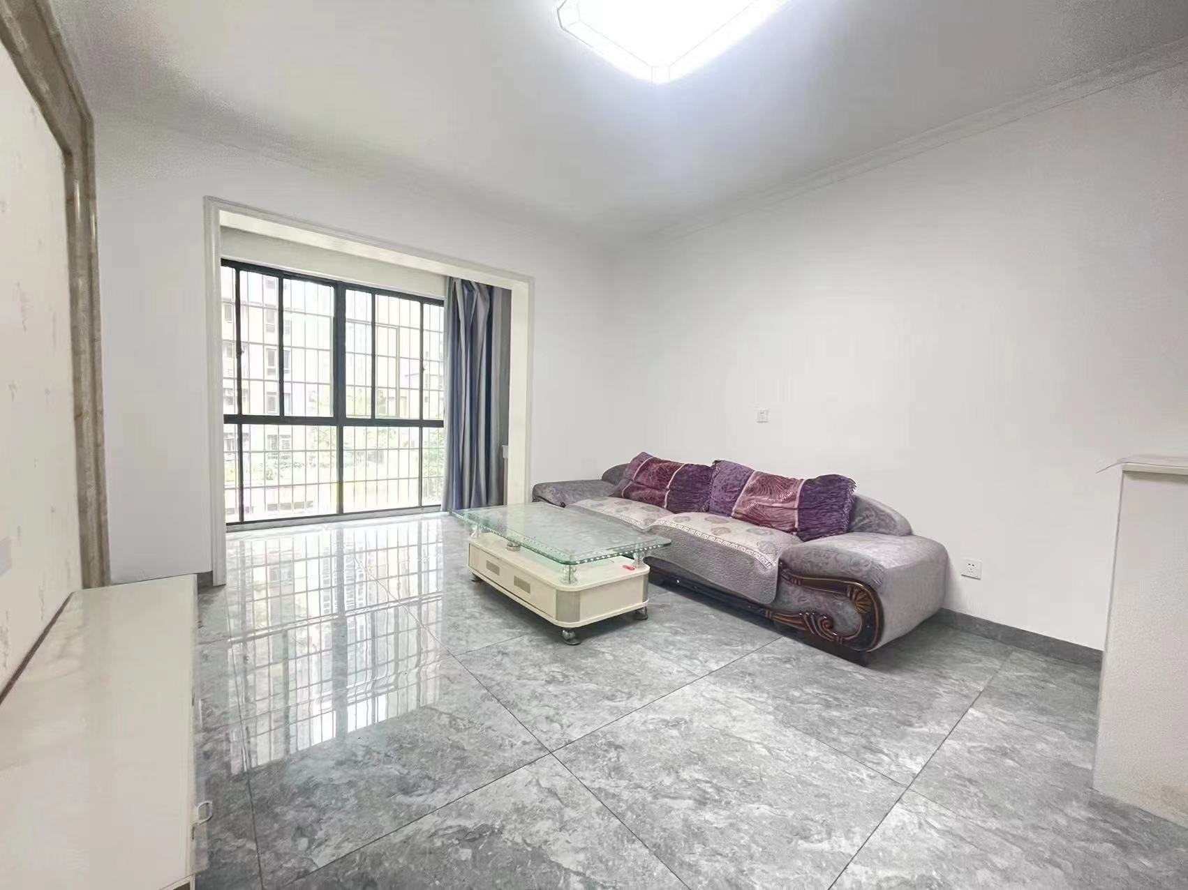 融冠亲城 2室1厅1卫 1400.00元/月 融冠亲城 2室1厅1卫 1400.00元/月室内图