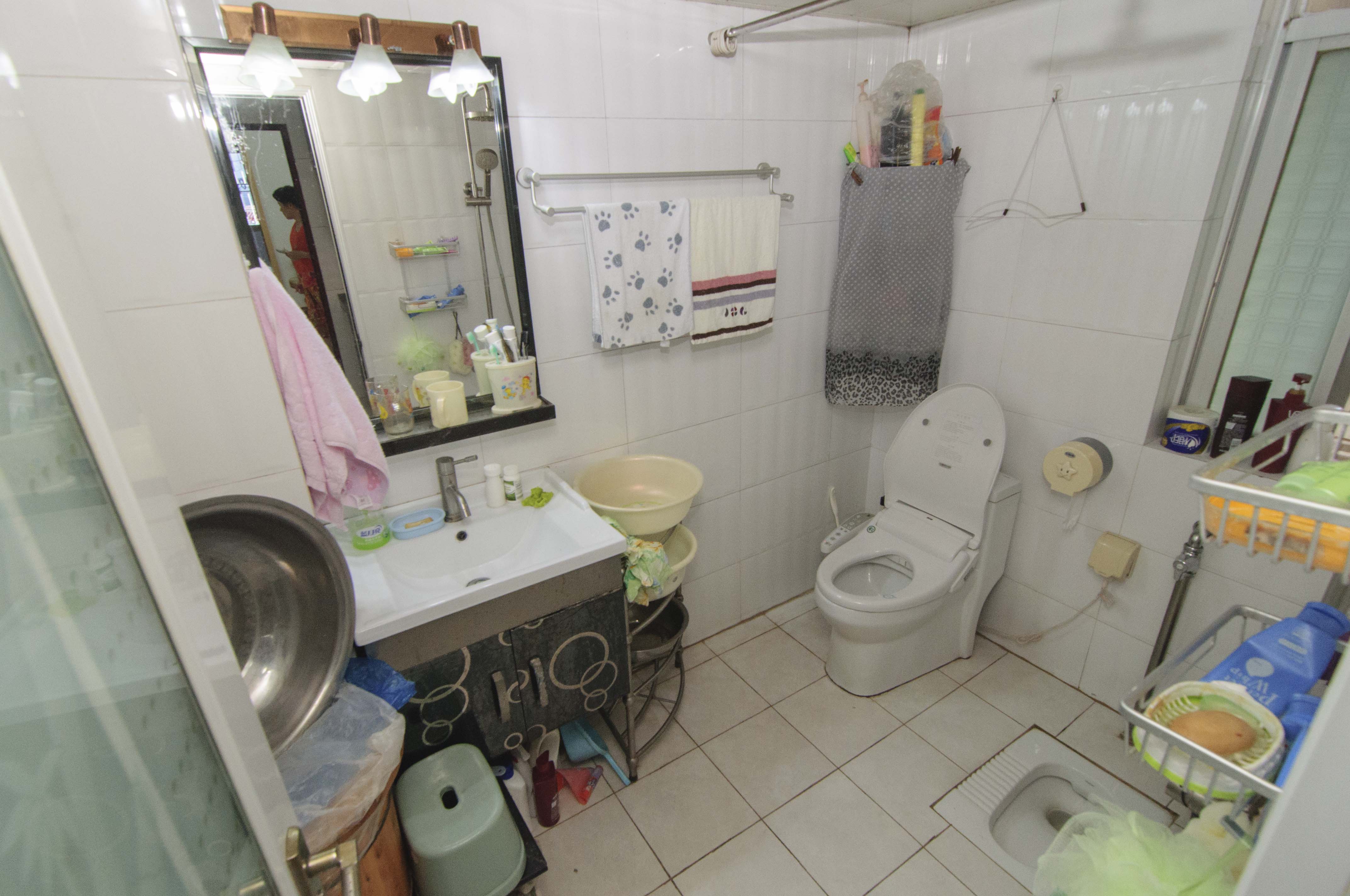 长沙市自来水公司住宅小区（白沙路119号）  2室2厅1卫    92.8万卫生间