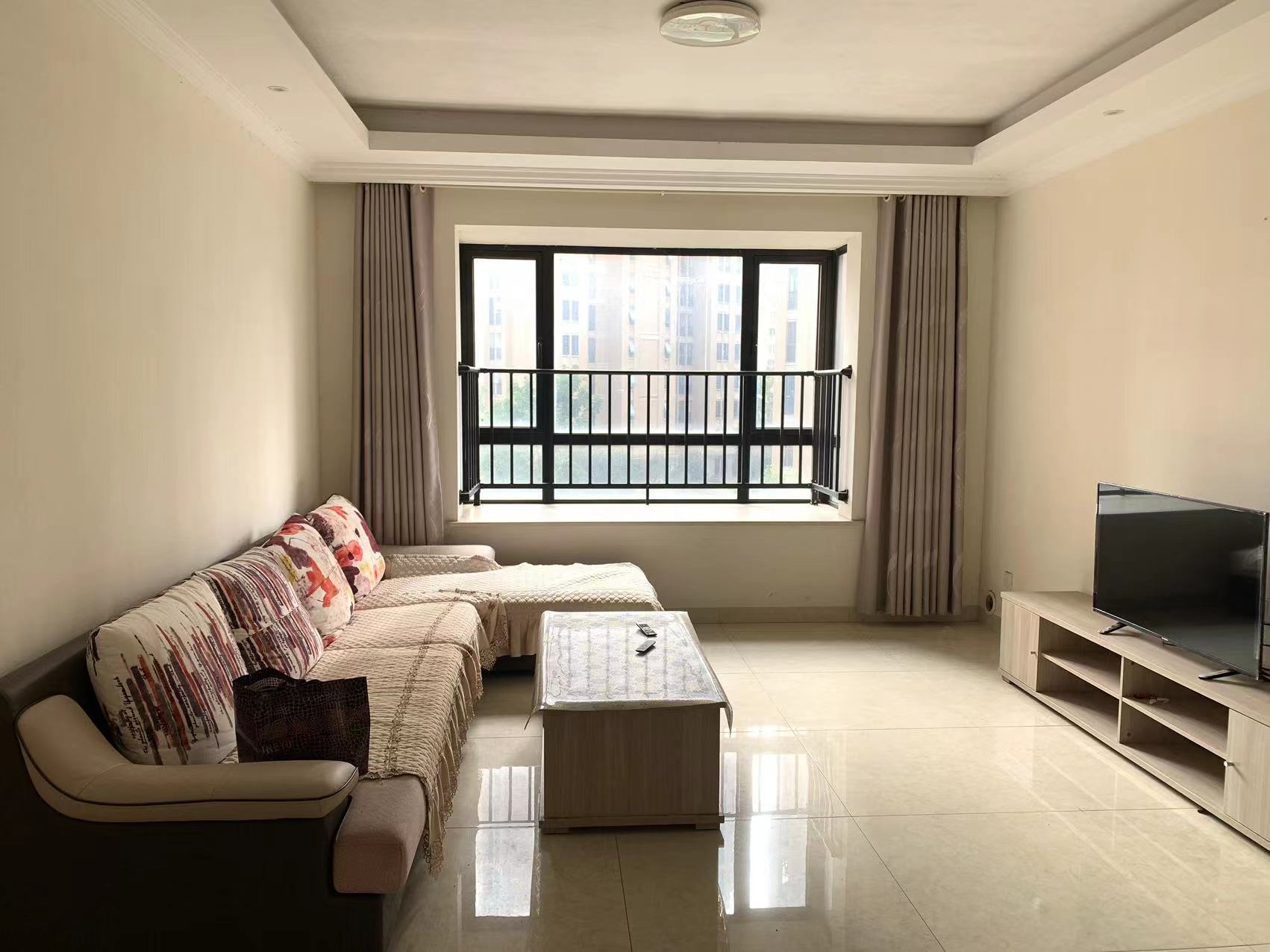 康桥美郡 3室2厅2卫 89.80万 康桥美郡 3室2厅2卫 89.80万室内图