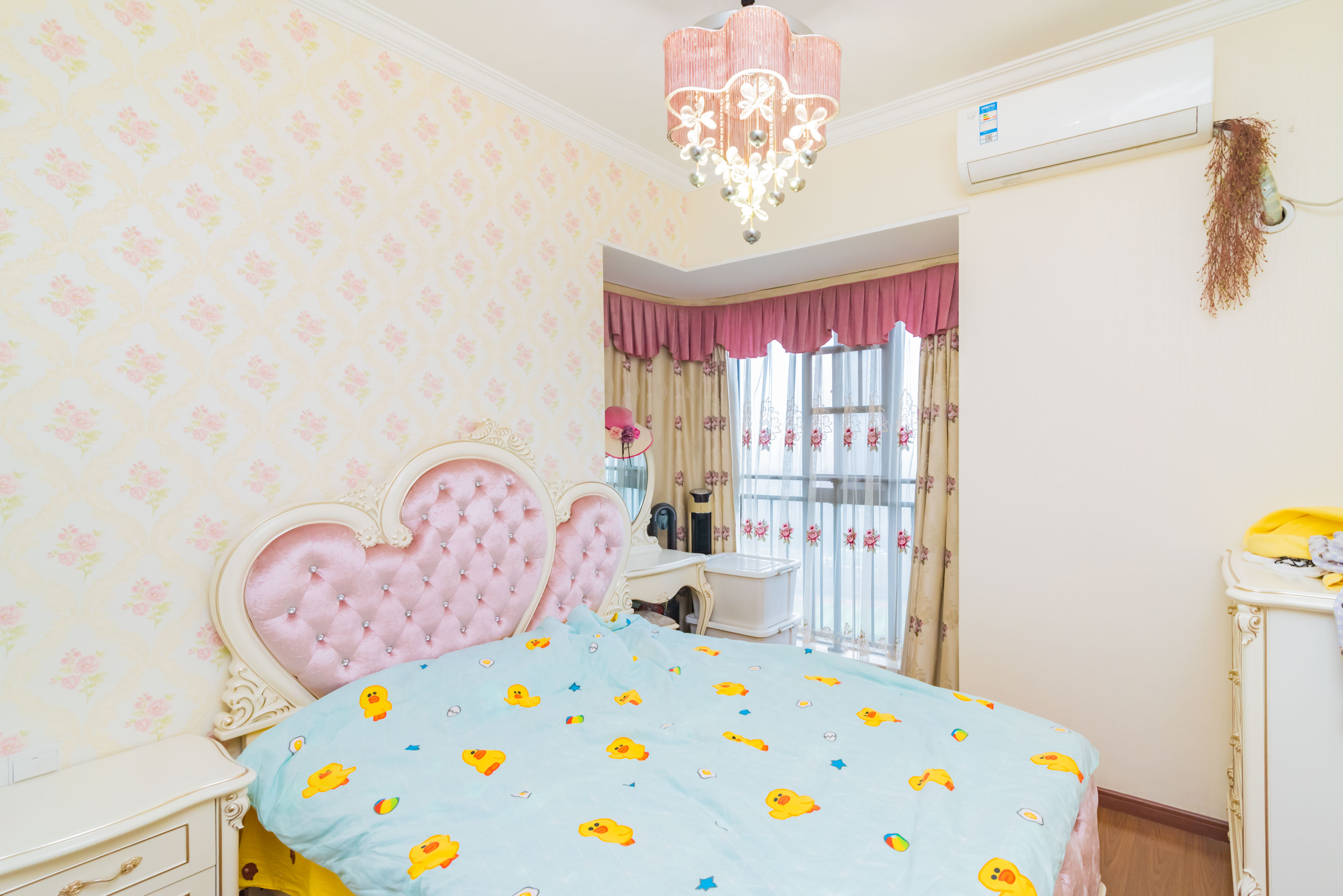 旺德府恺悦国际  2室2厅1卫    64.0万 旺德府恺悦国际  2室2厅1卫    64.0万卧室