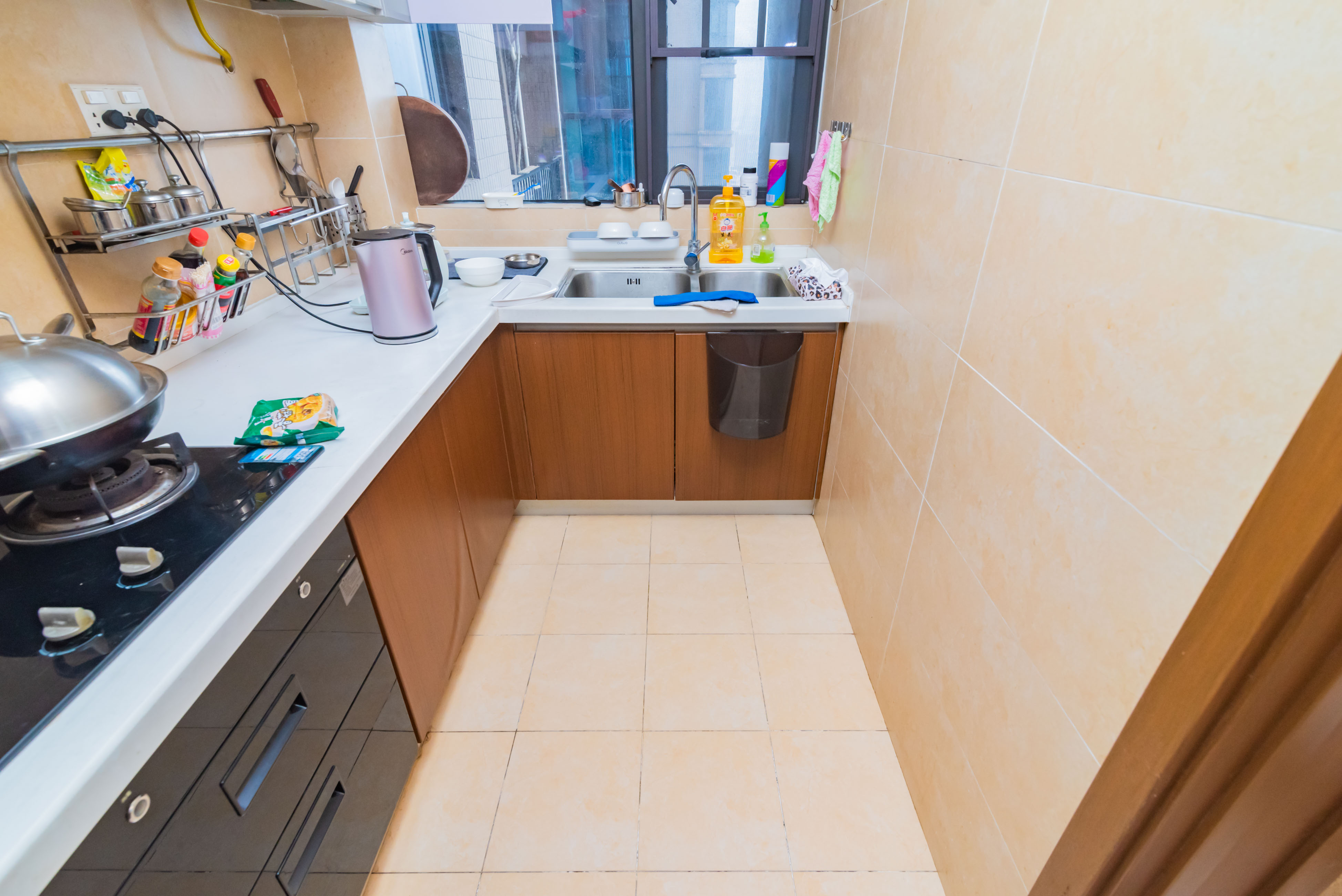 旺德府恺悦国际  2室2厅1卫    64.0万 旺德府恺悦国际  2室2厅1卫    64.0万厨房