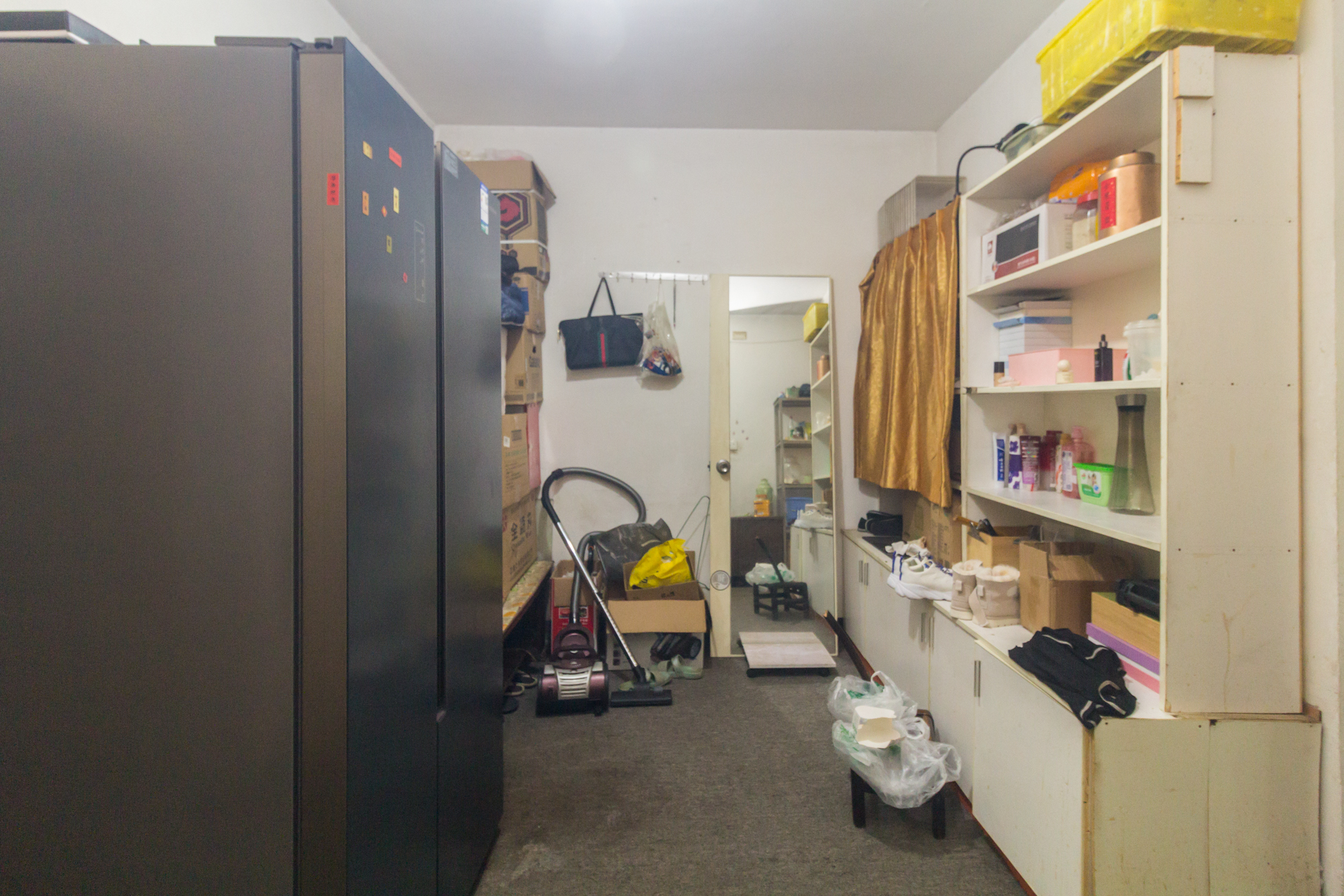 张公岭东大门配套住宅  3室2厅2卫   57.00万客厅