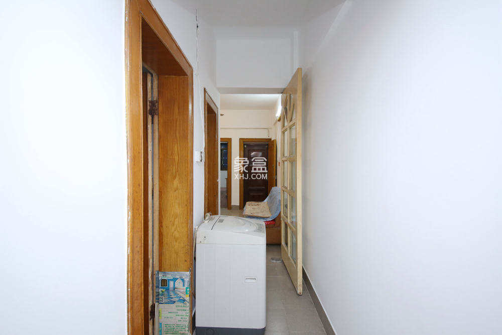 通泰街商居樓  2室1廳1衛(wèi)   61.00萬