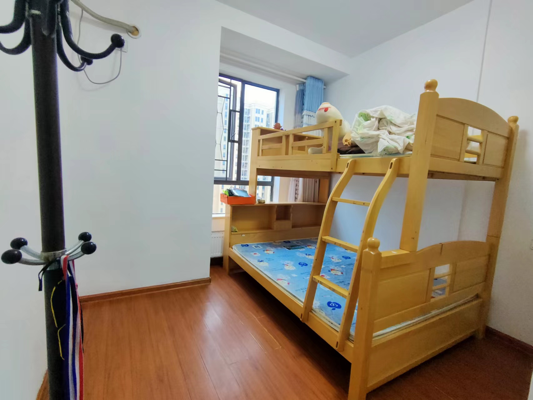 泰山公馆 3室2厅1卫 66.60万 泰山公馆 3室2厅1卫 66.60万室内图