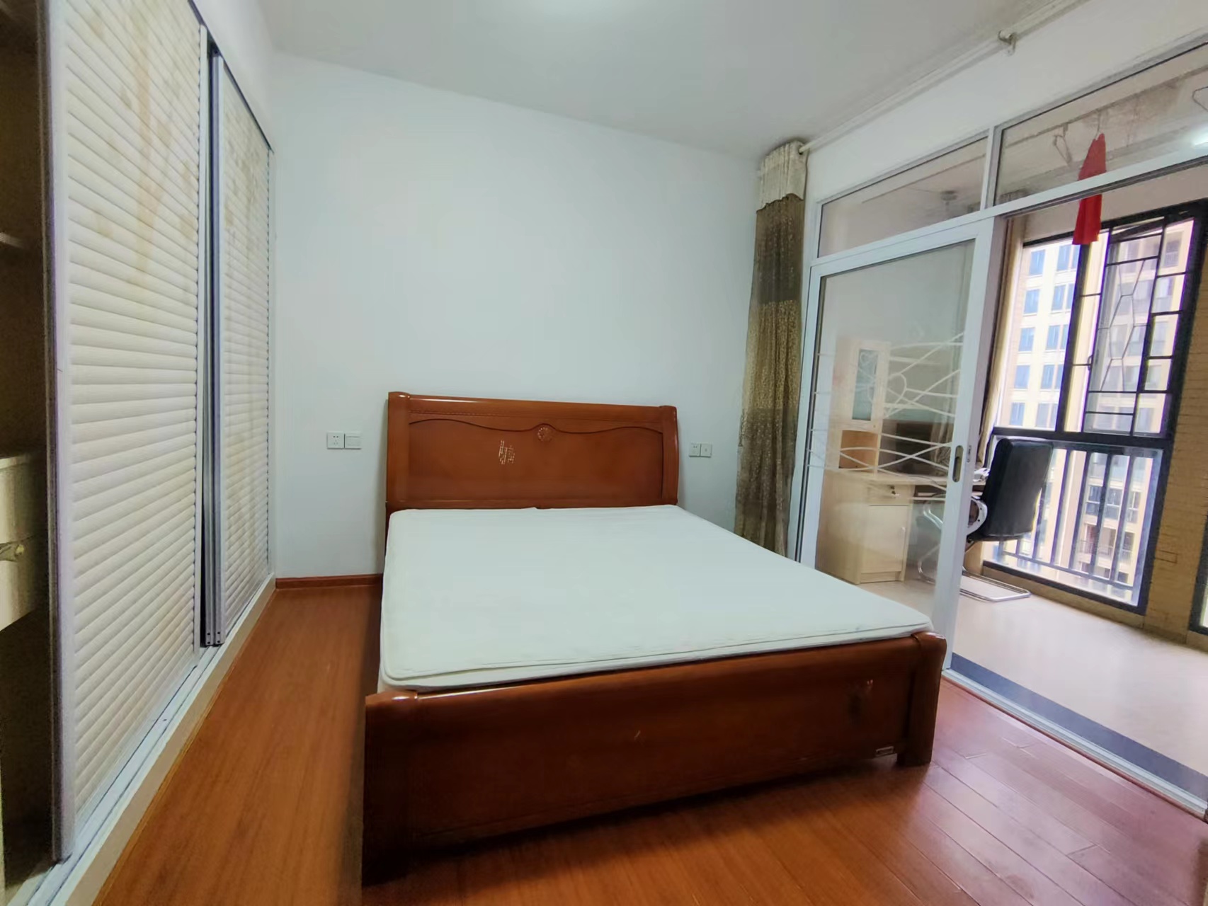 泰山公馆 3室2厅1卫 66.60万 泰山公馆 3室2厅1卫 66.60万室内图