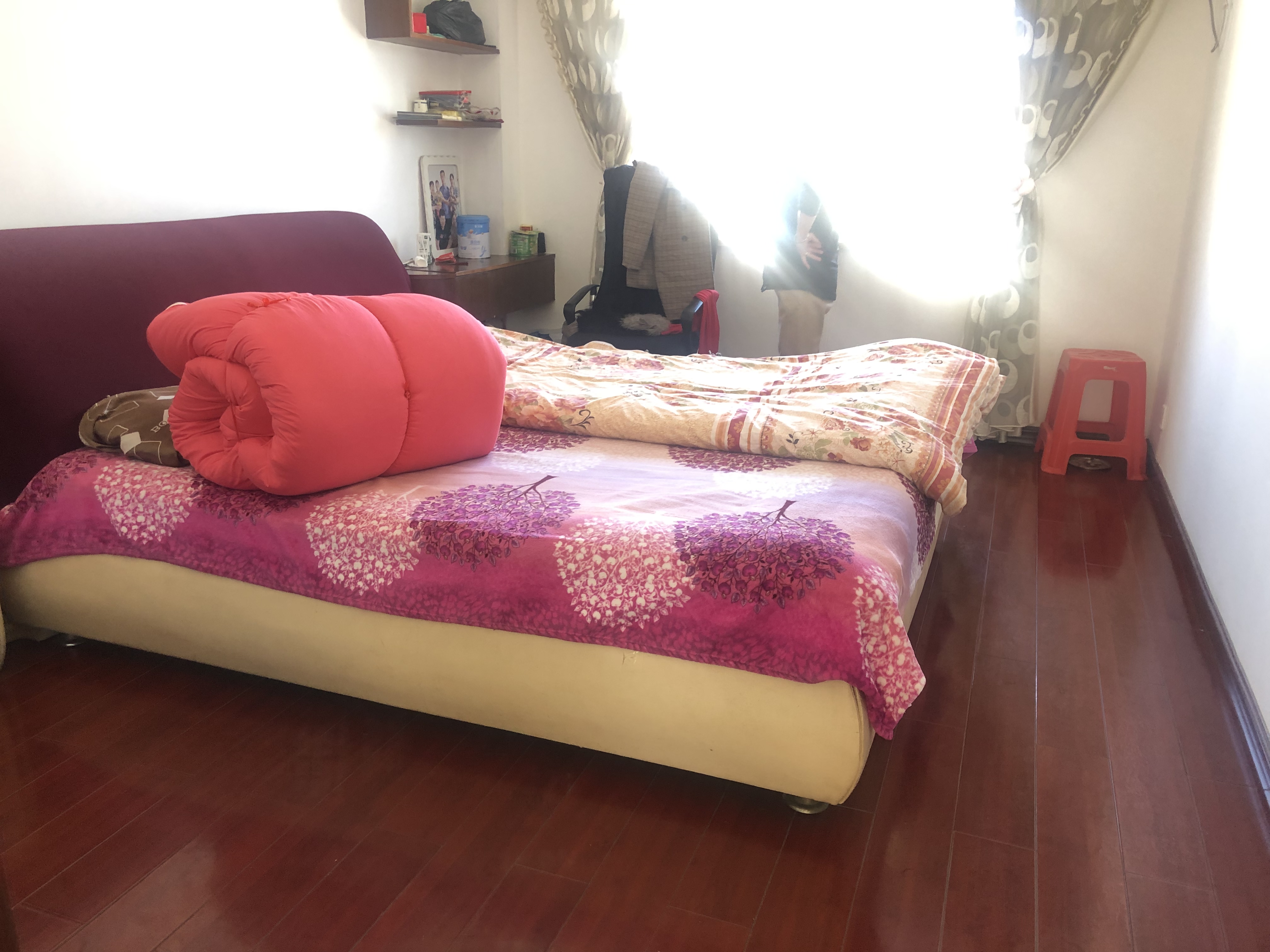 康和山庄 4室2厅2卫 72.8万 康和山庄 4室2厅2卫 72.8万室内图