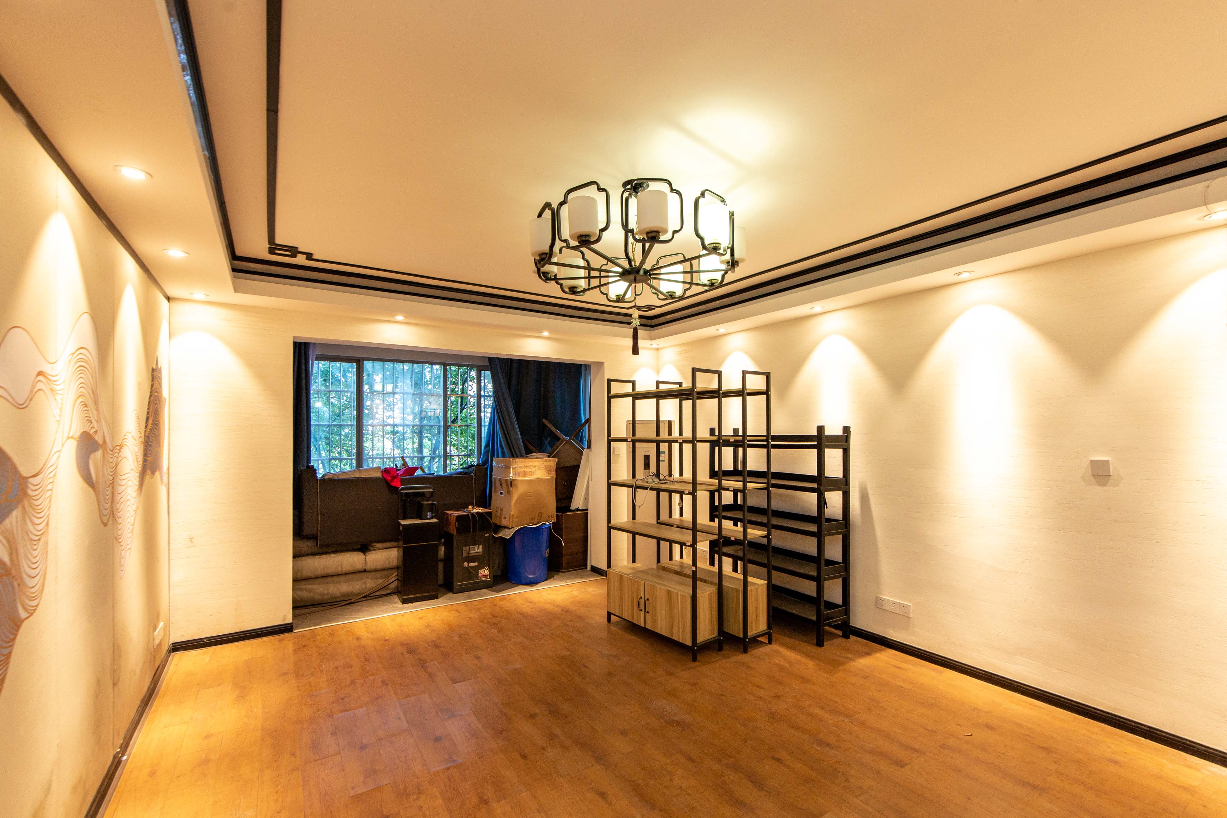 白沙湾嘉园  5室2厅1卫    130.0万客厅