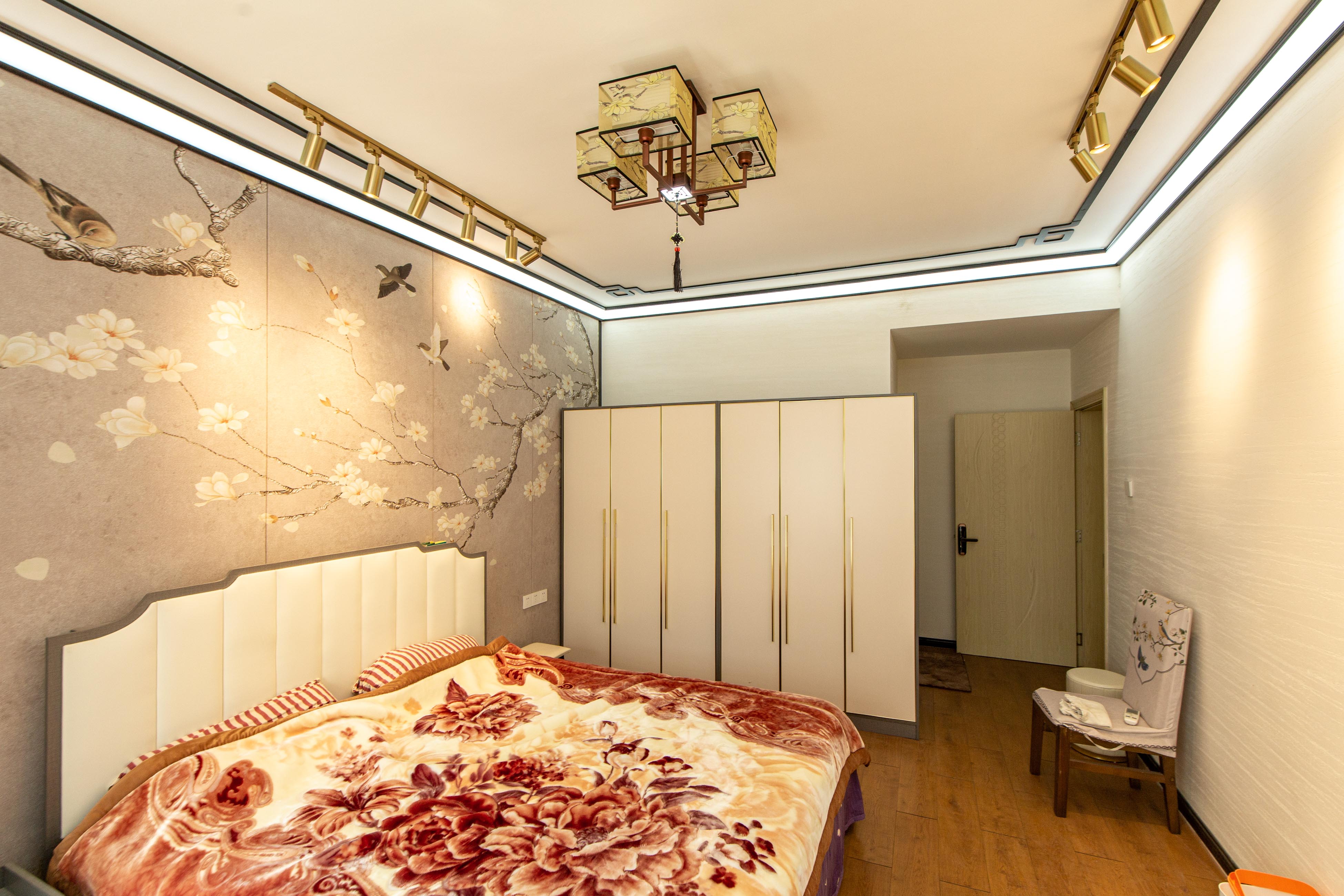 白沙湾嘉园  5室2厅1卫    130.0万卧室