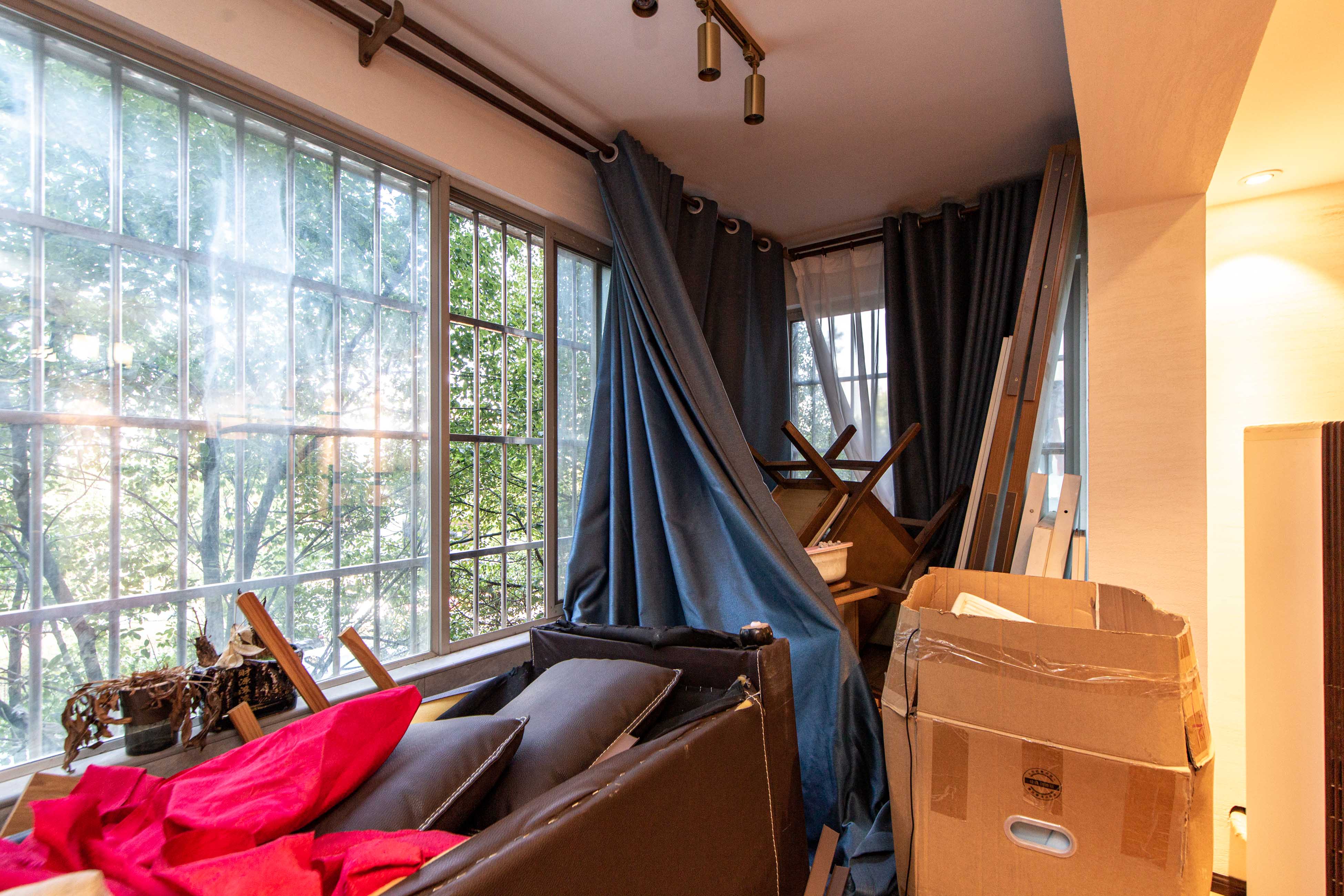 白沙湾嘉园  5室2厅1卫    130.0万阳台