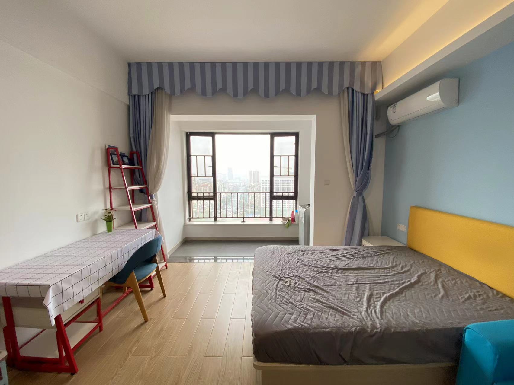 中泰财富湘江 1室1厅1卫 26.0万 中泰财富湘江 1室1厅1卫 26.0万室内图