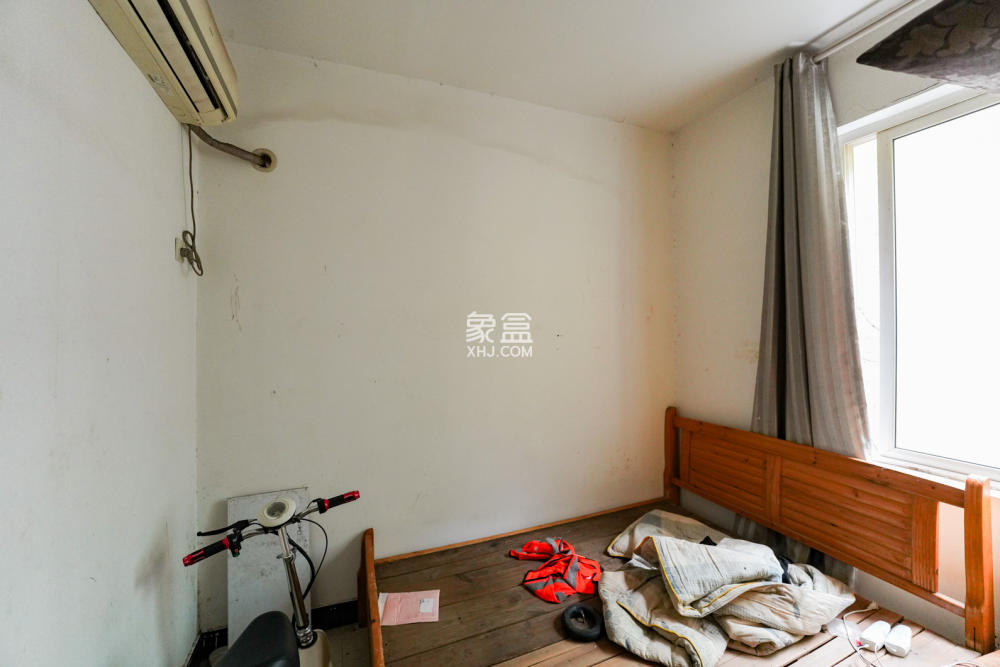 華銀天際  3室2廳2衛(wèi)   80.00萬(wàn)